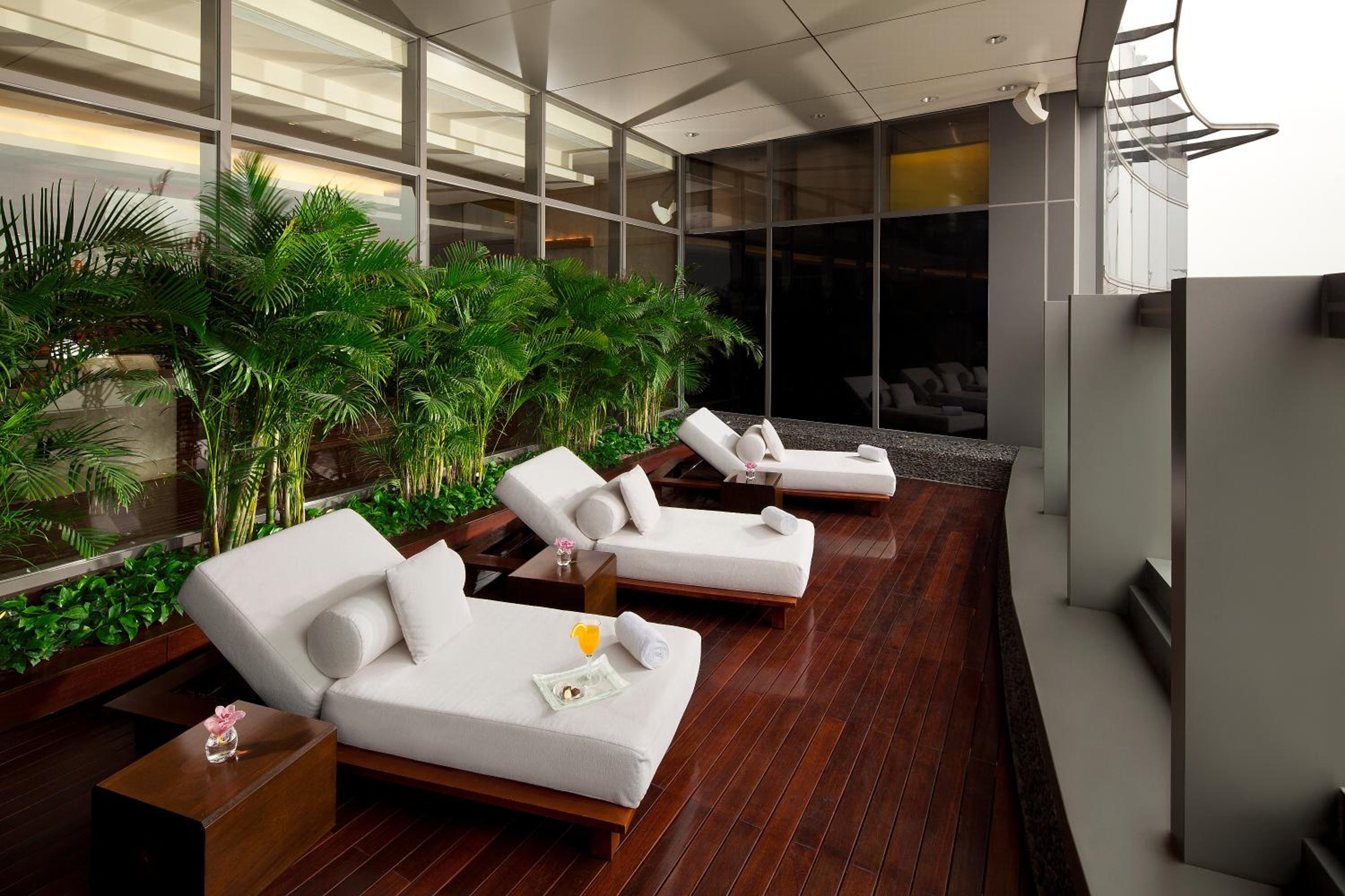 Waterfront King Room(Splash & Stay Package) photo 3