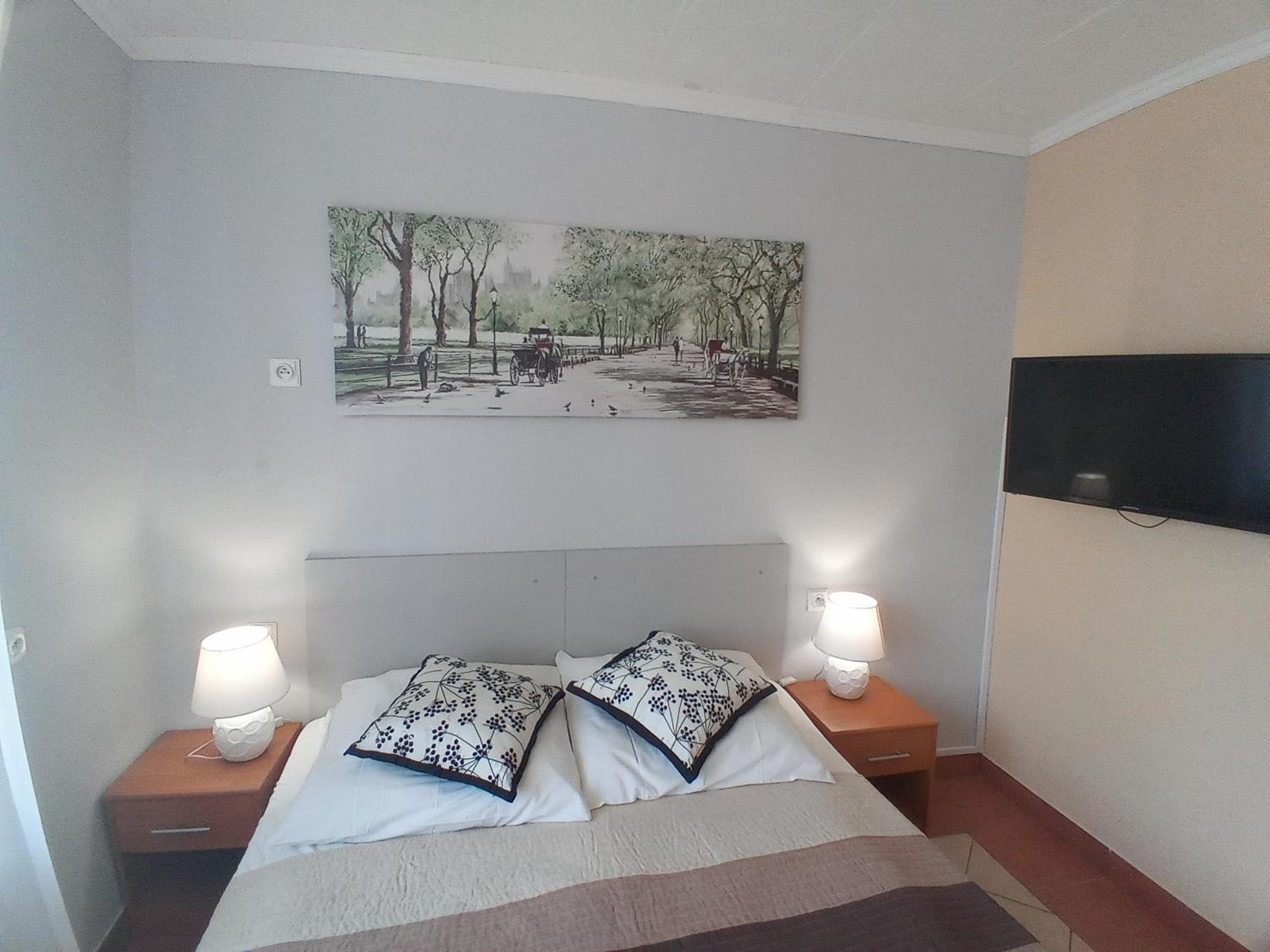 Budget Triple Room photo 2