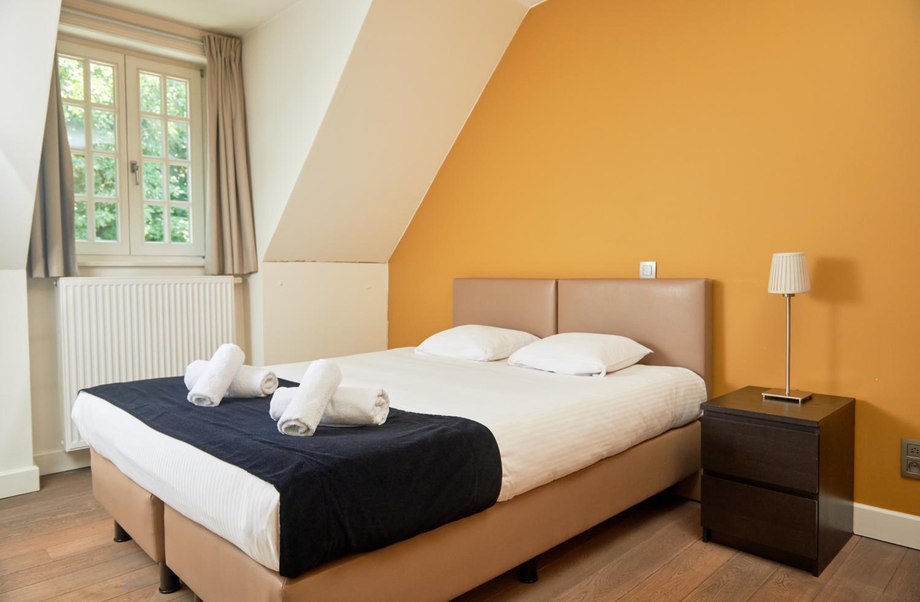 Double Room with Private Bathroom - Photo 1