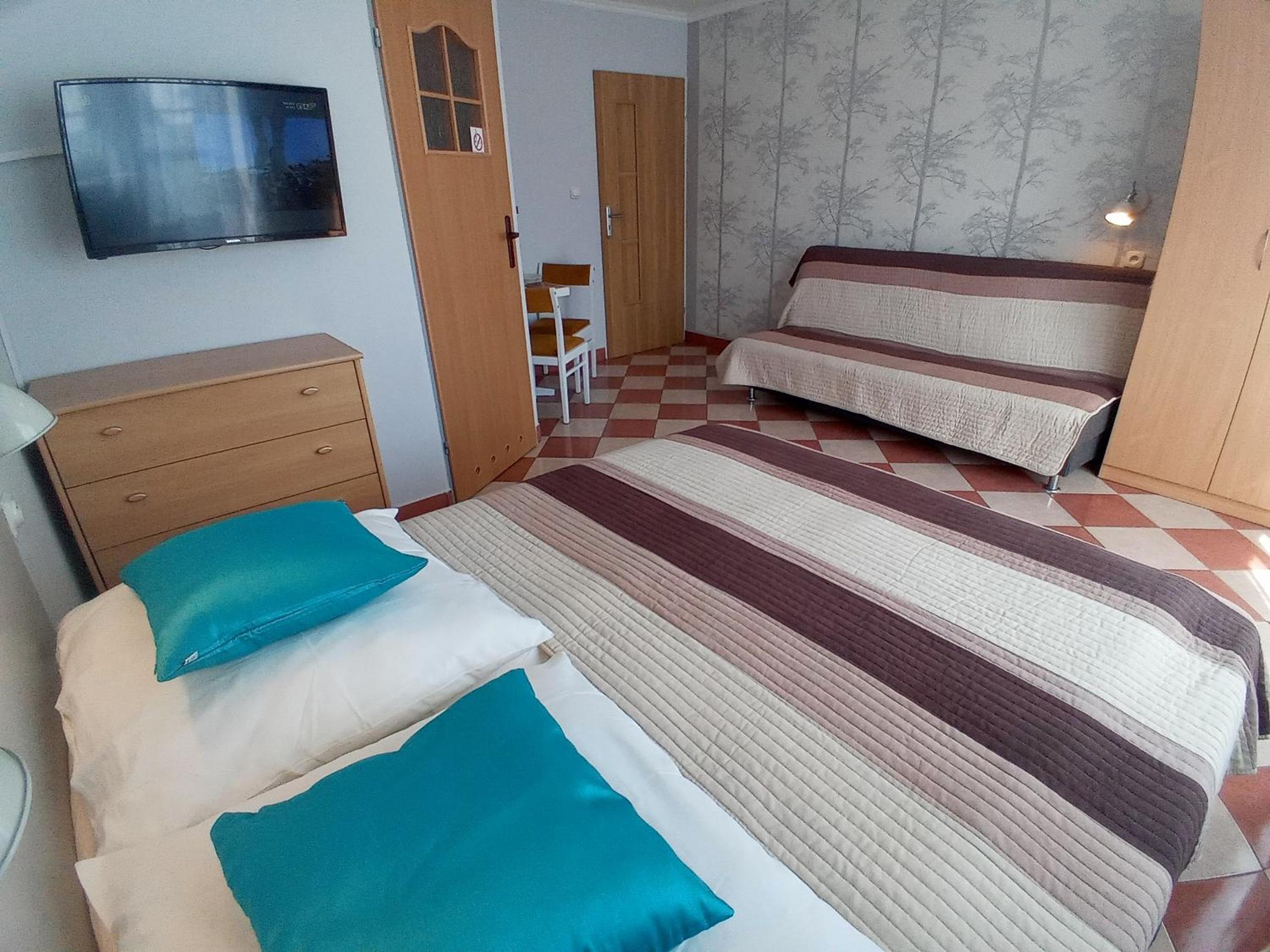 Budget Triple Room photo 3