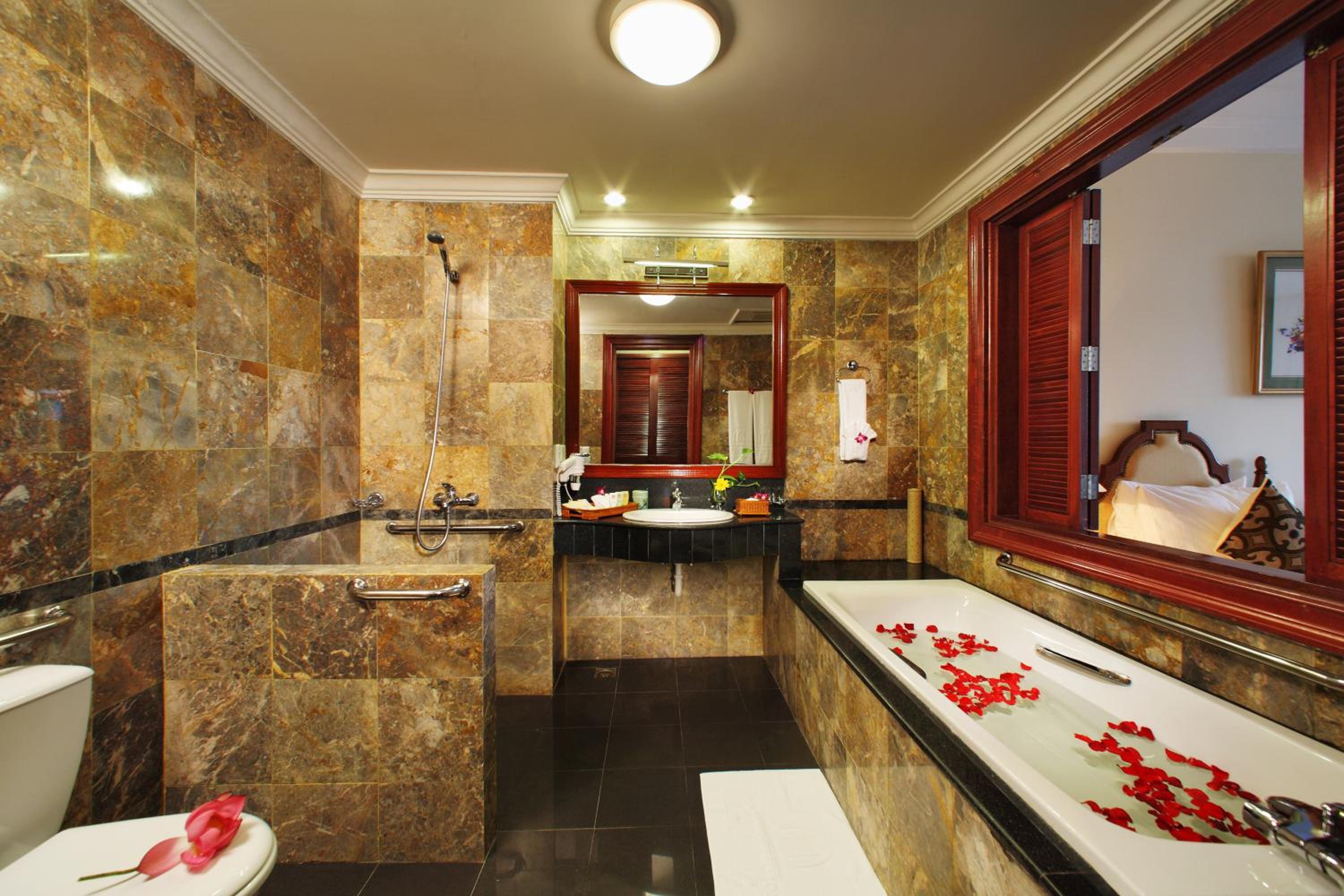 Premium Deluxe Double or Twin Room with River View - Photo 3