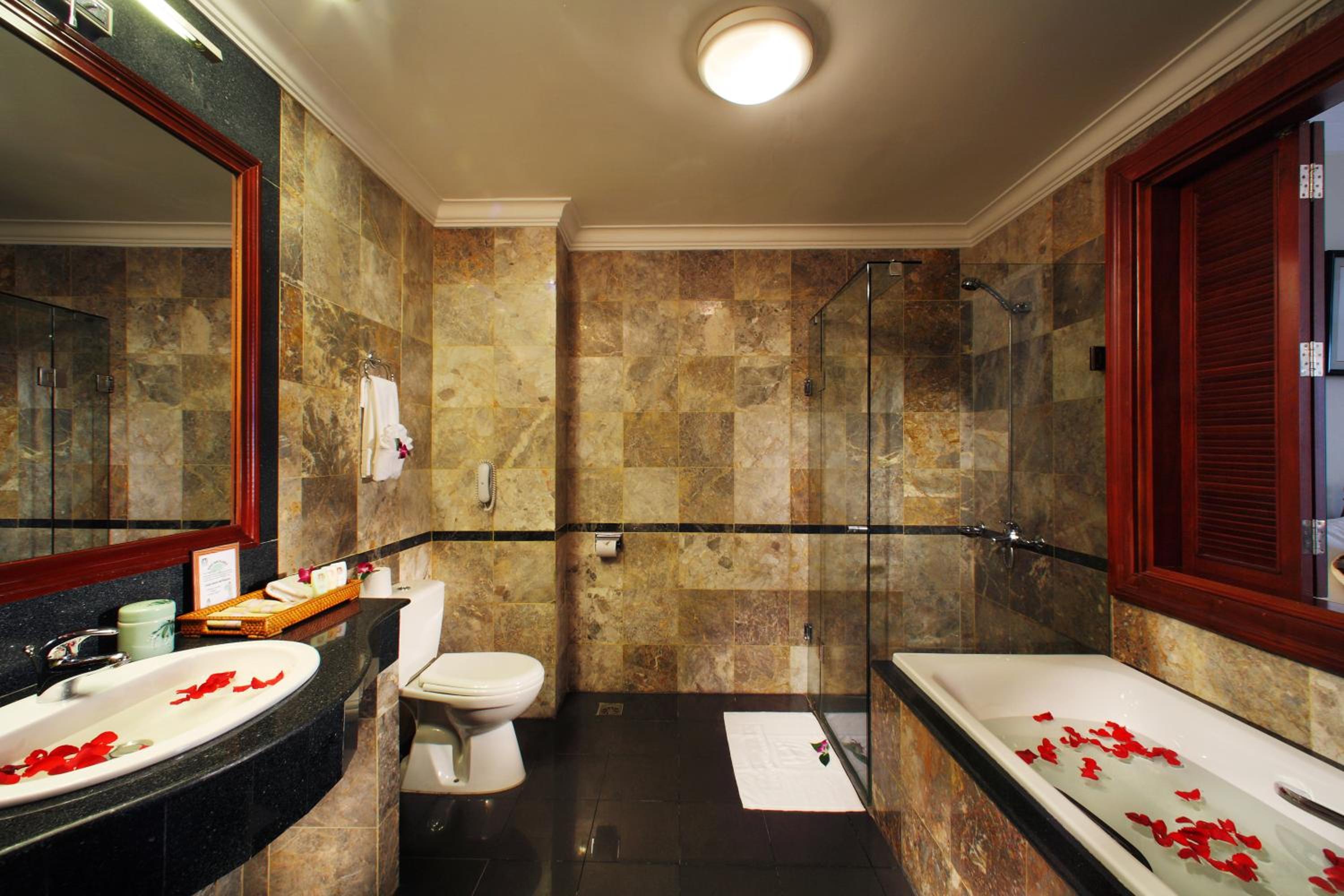 Colonial Suite - Photo 4