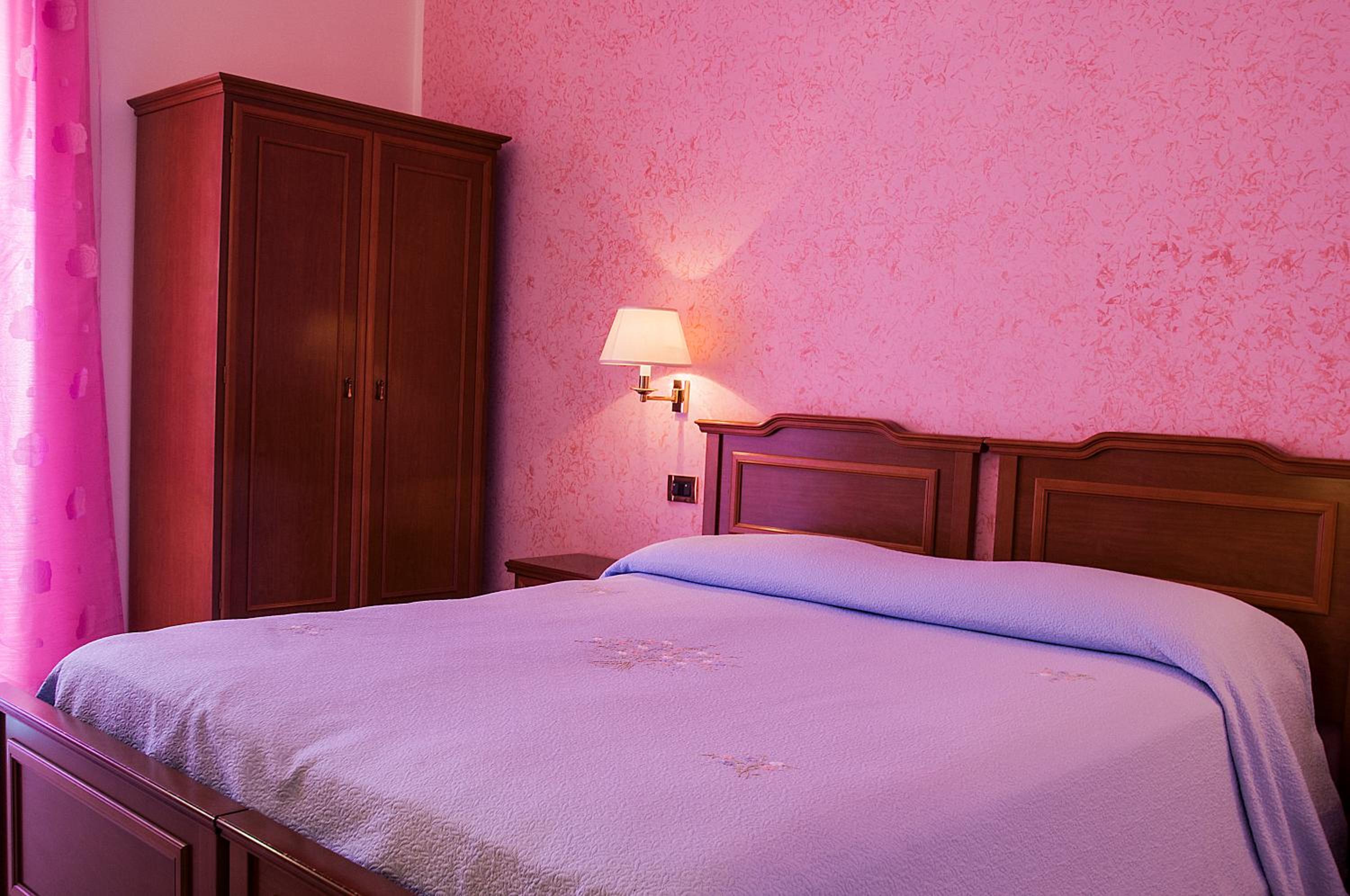 Double or Twin Room - Photo 10