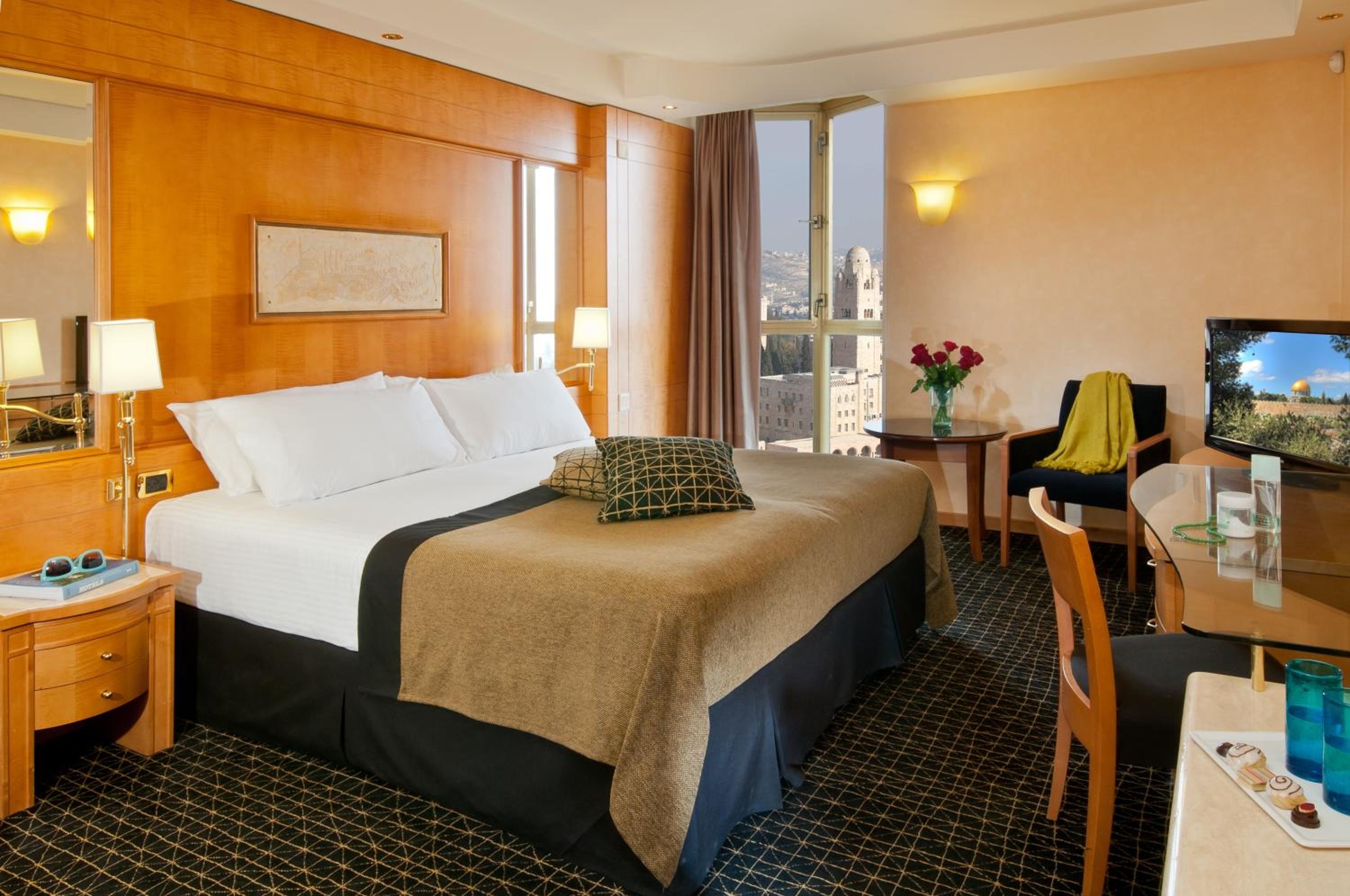 Deluxe Room with Old City View - Photo 4