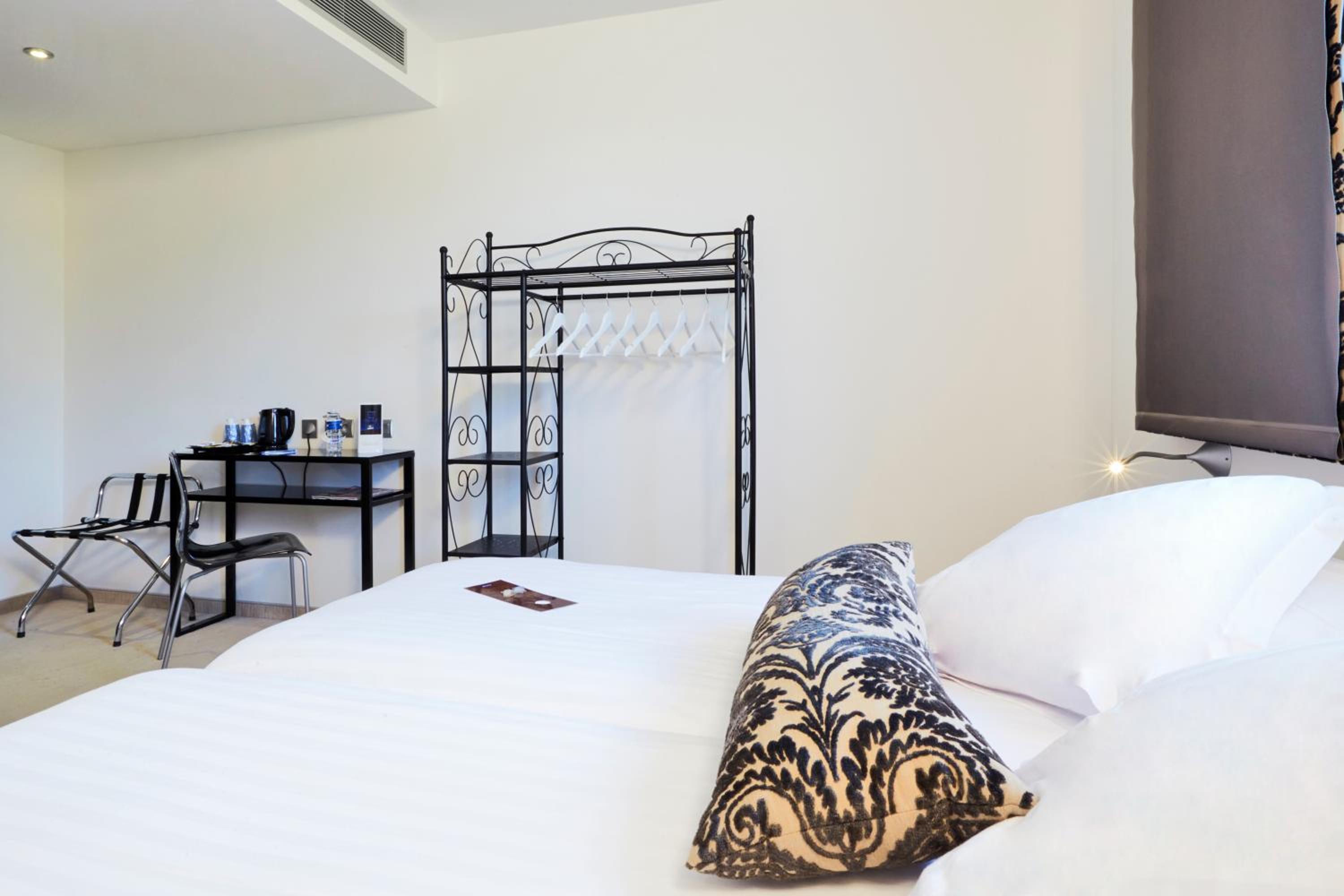 Comfort Twin Room - Photo 1