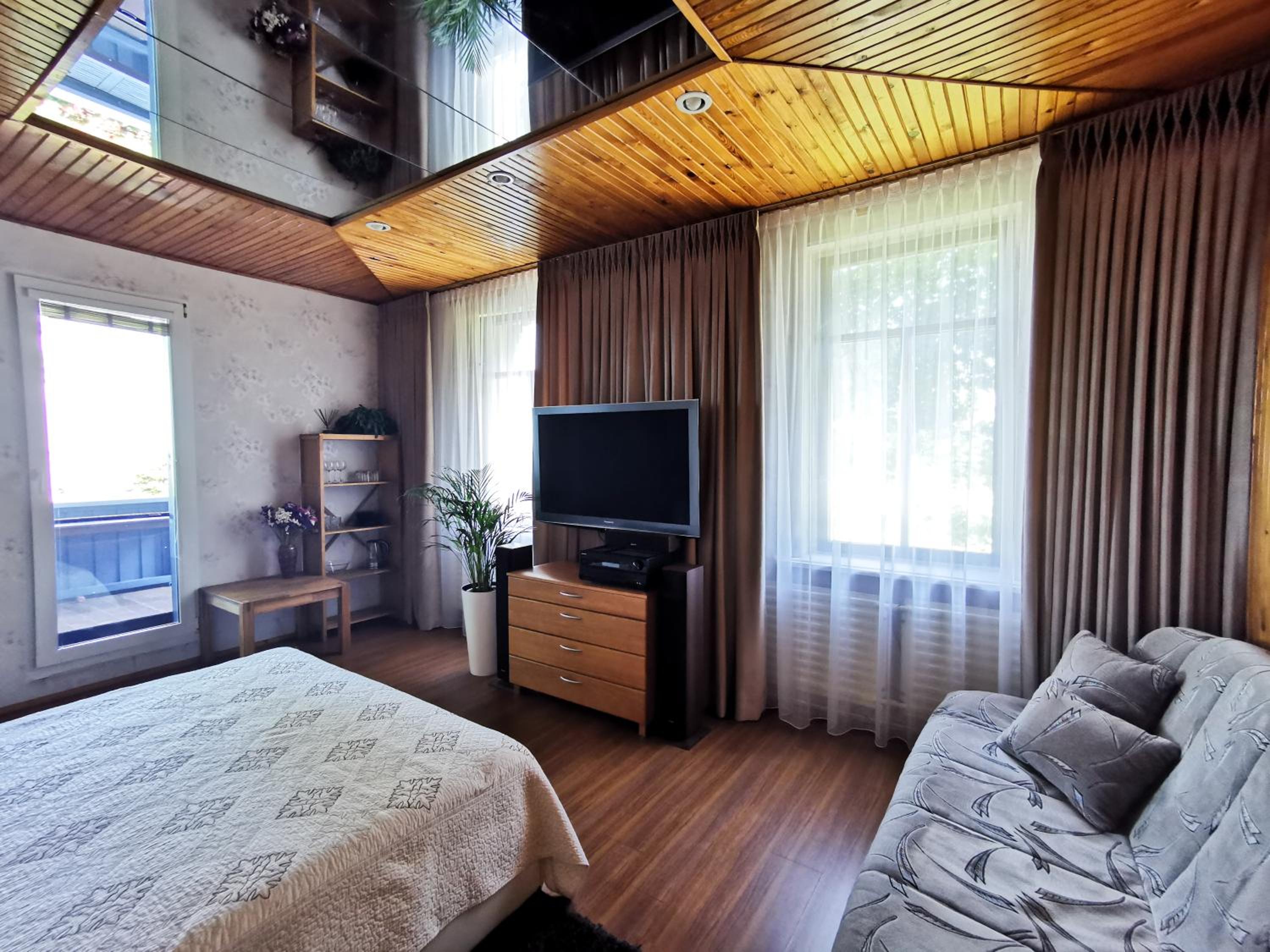 Quadruple Room with Lake View photo 1
