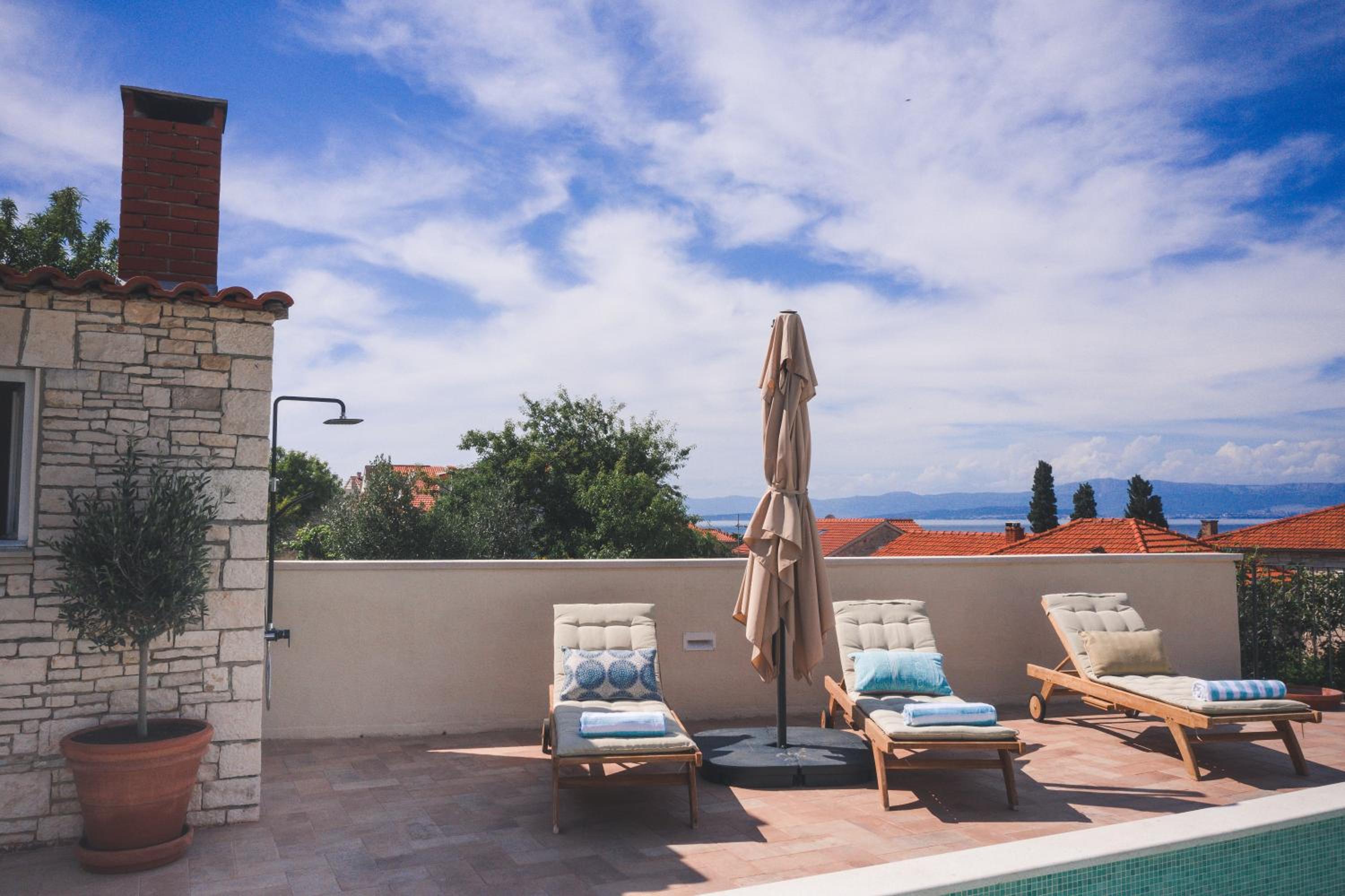 Three-Bedroom Villa photo 2