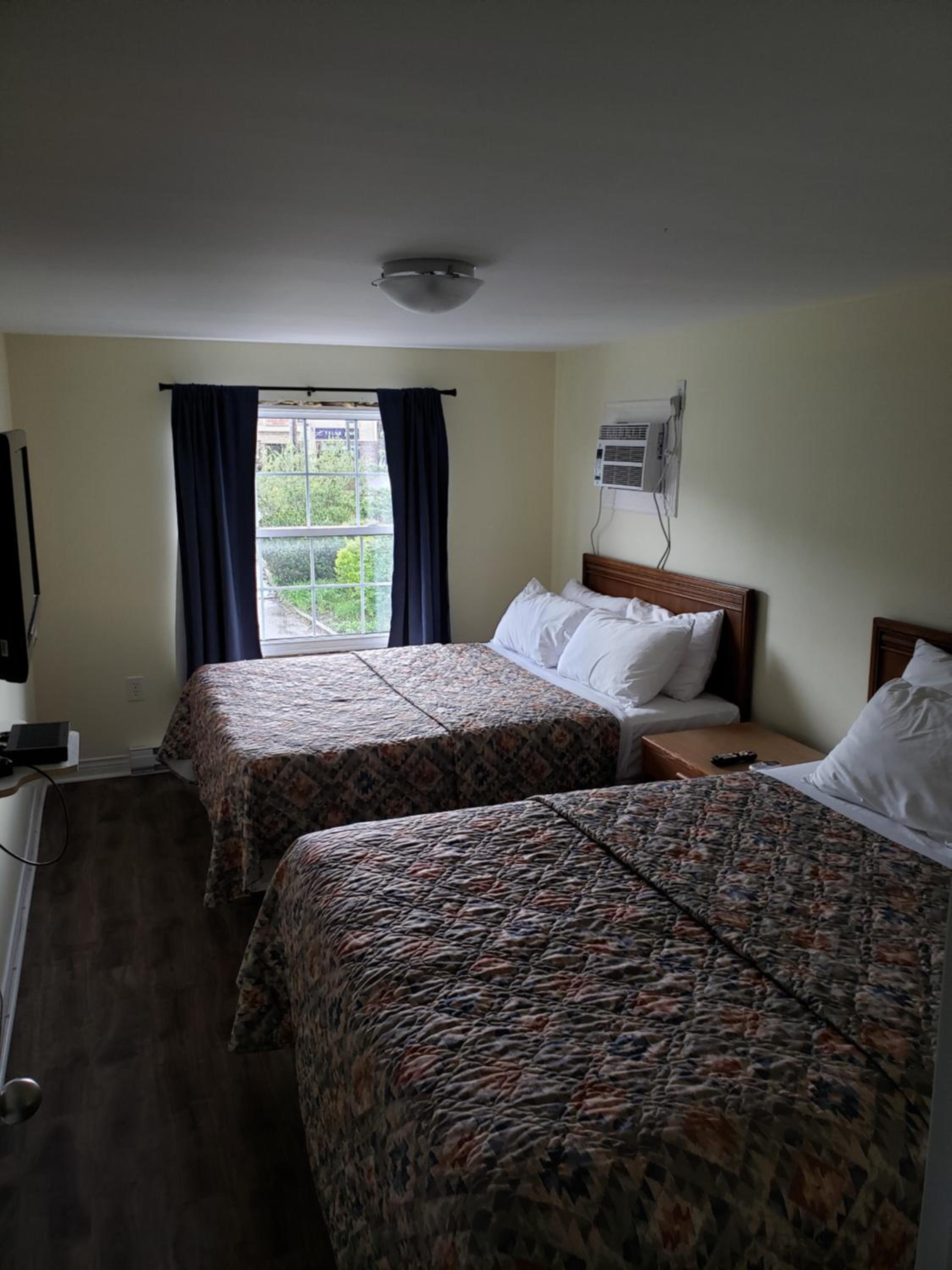 Two-Bedroom Suite photo 2