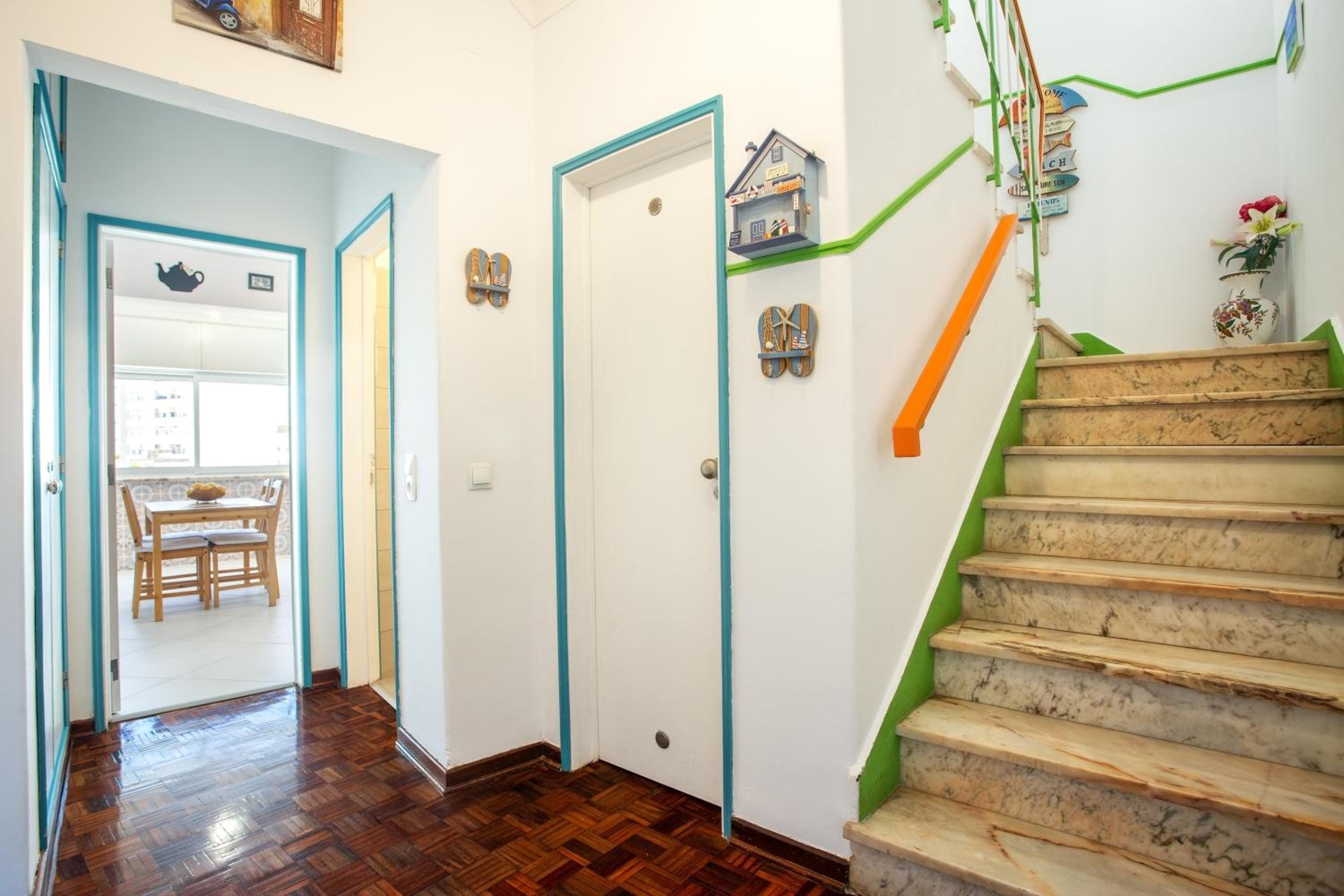 Two-Bedroom Apartment - Photo 3
