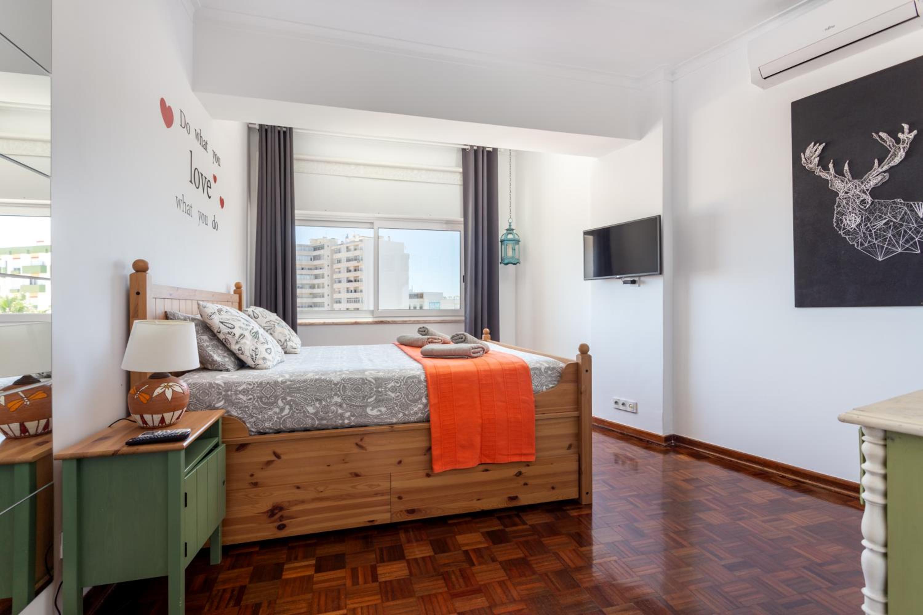 Two-Bedroom Apartment - Photo 28