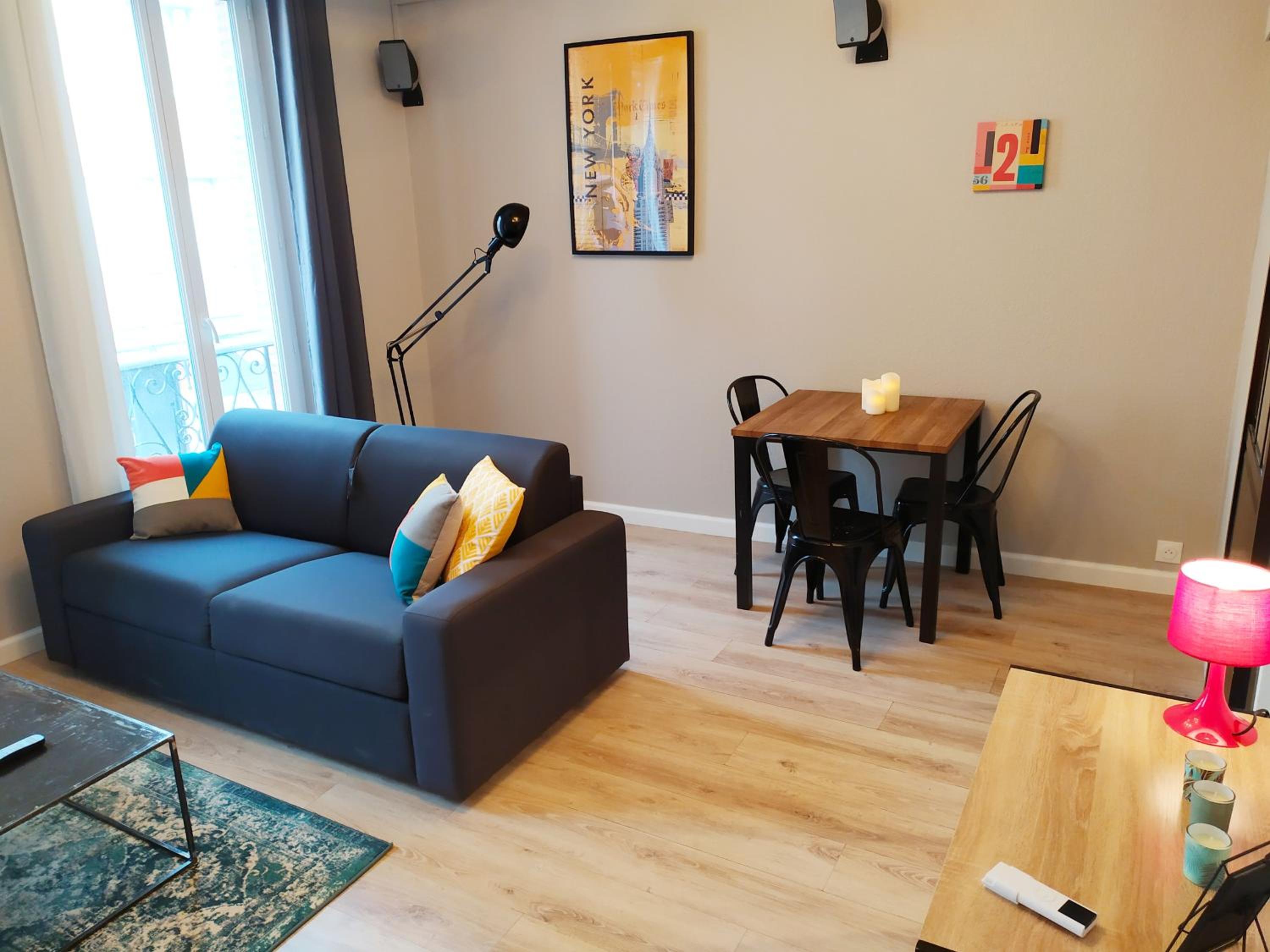 One-Bedroom Apartment - Photo 11