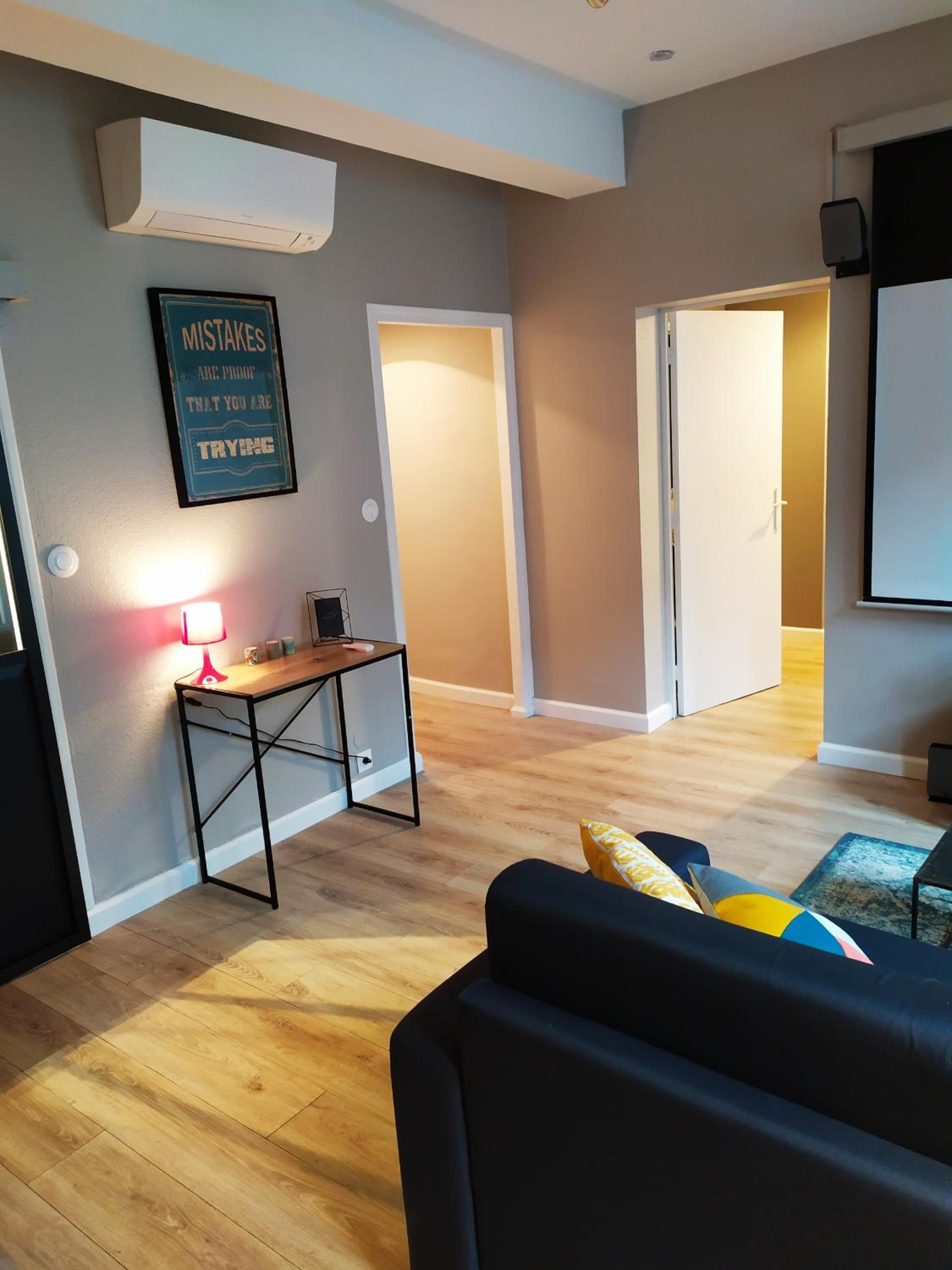 One-Bedroom Apartment - Photo 13