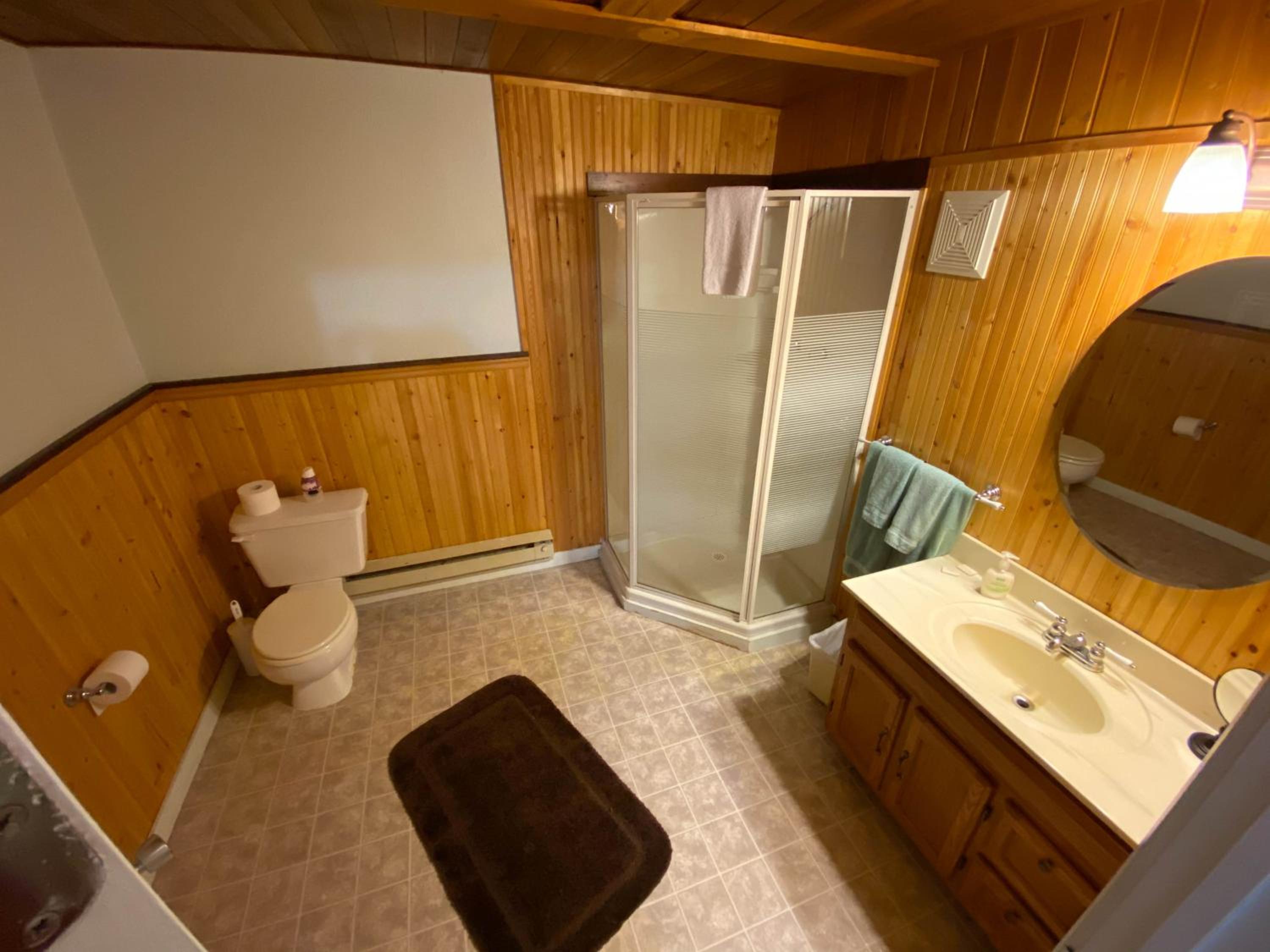 Queen Room - Photo 2
