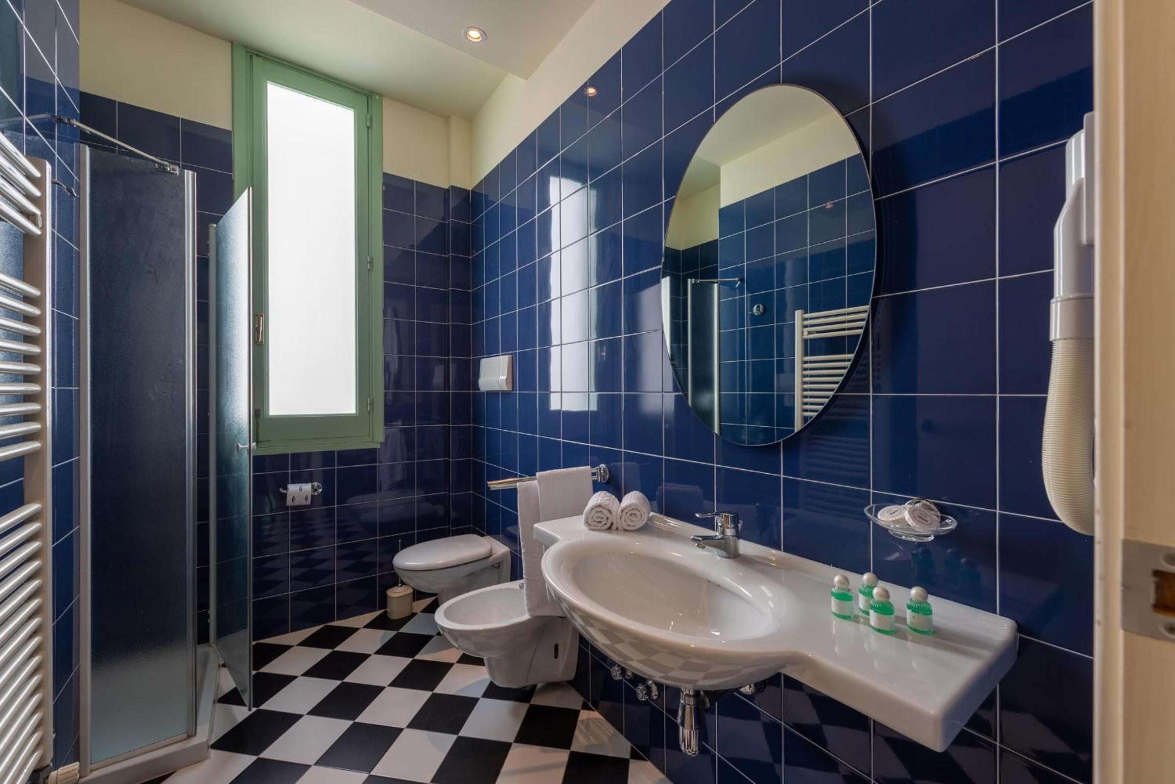 Classic Quadruple Room photo 3