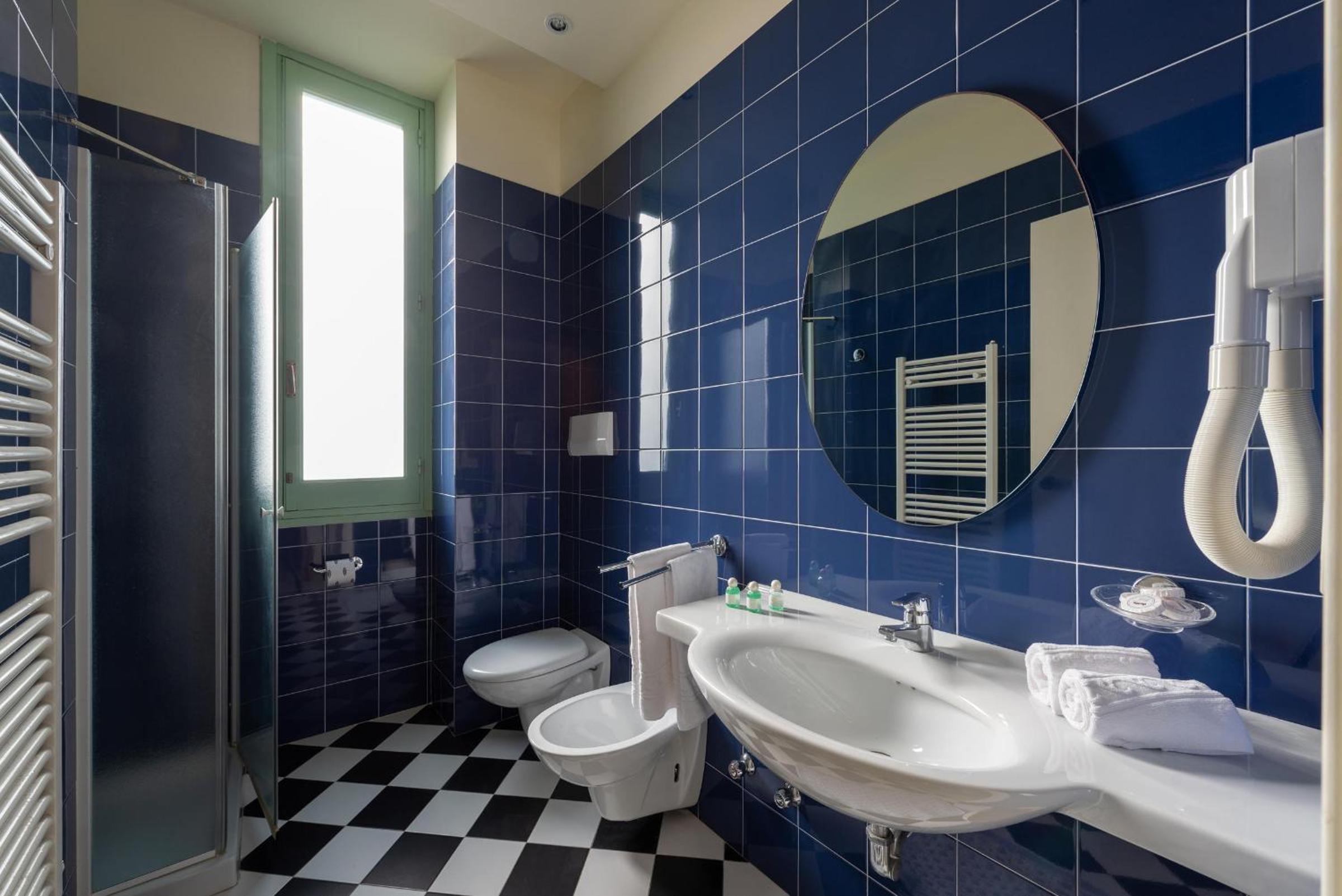 Classic Quadruple Room photo 2
