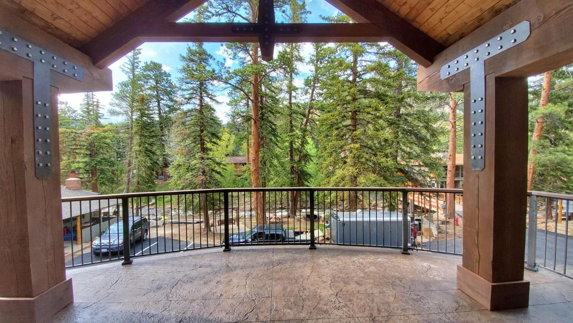 Superior King Suite photo 2