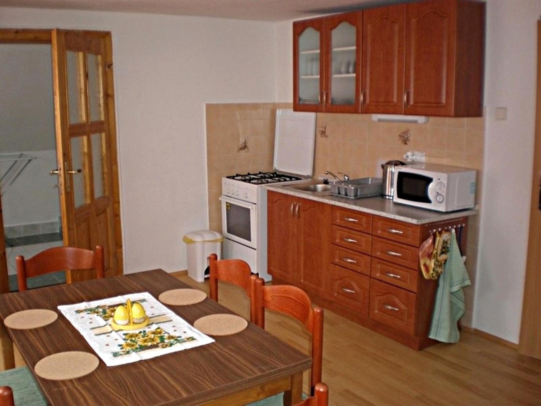 Apartment (6 Adults) - Photo 5