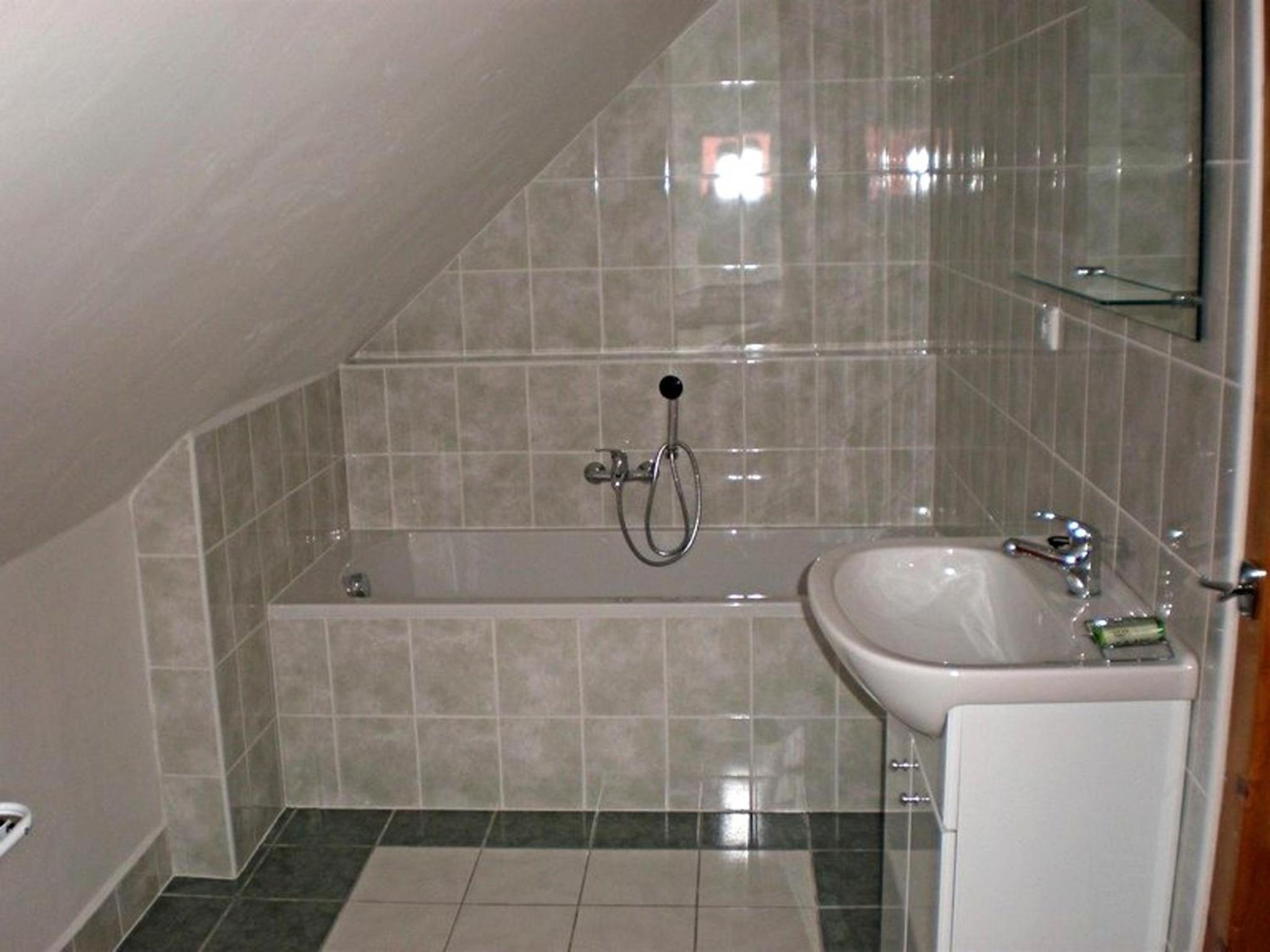 Apartment (6 Adults) - Photo 2