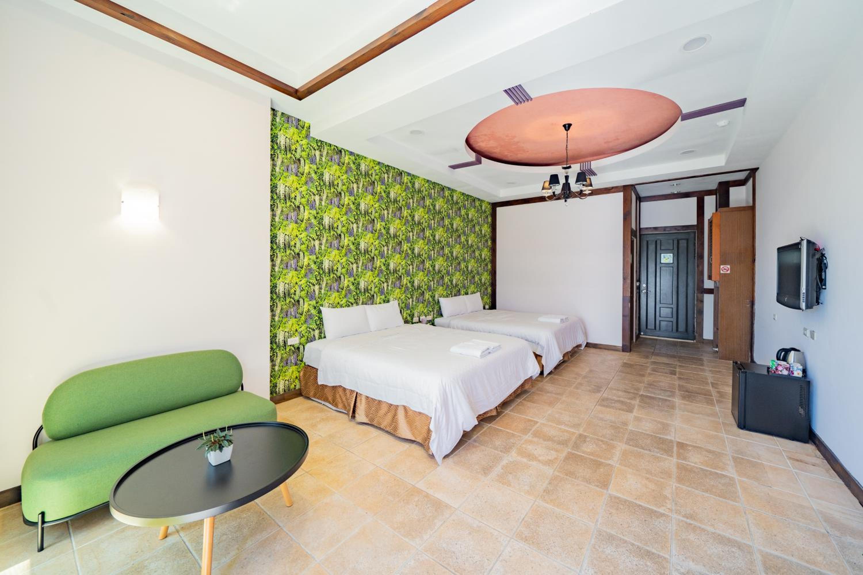 Quadruple Room with Terrace