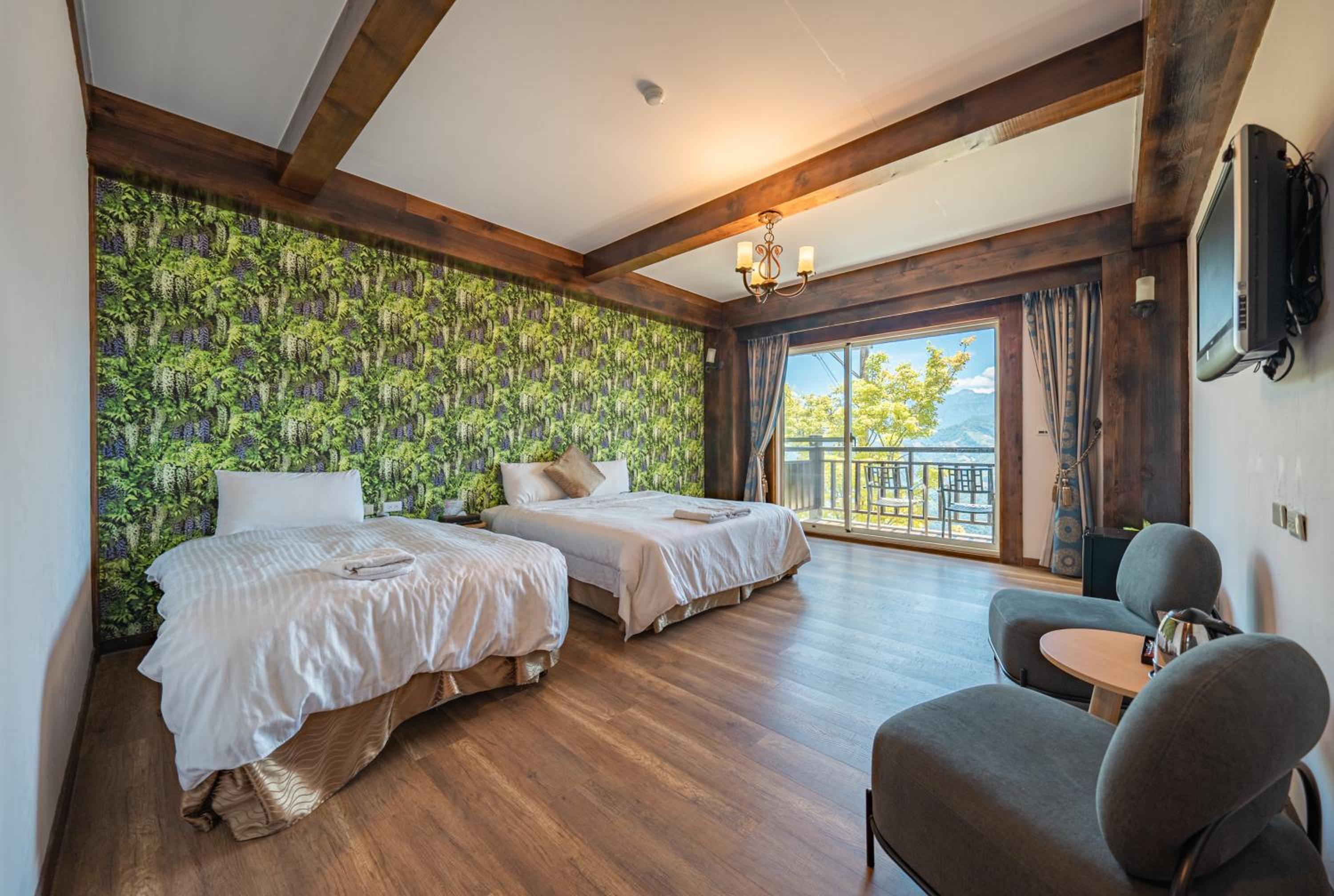 Triple Room with Mountain View photo 2
