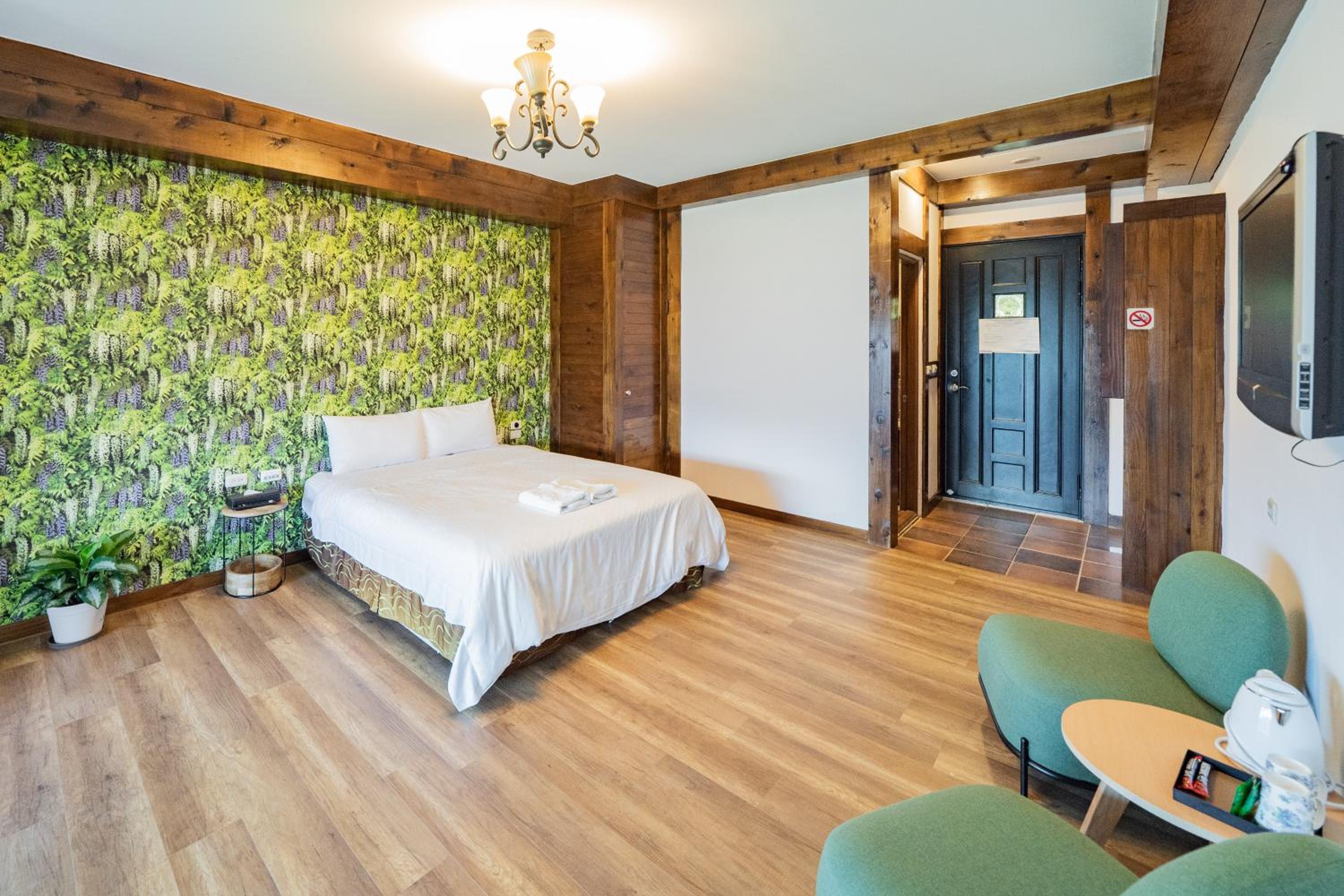 Double Room with Mountain View