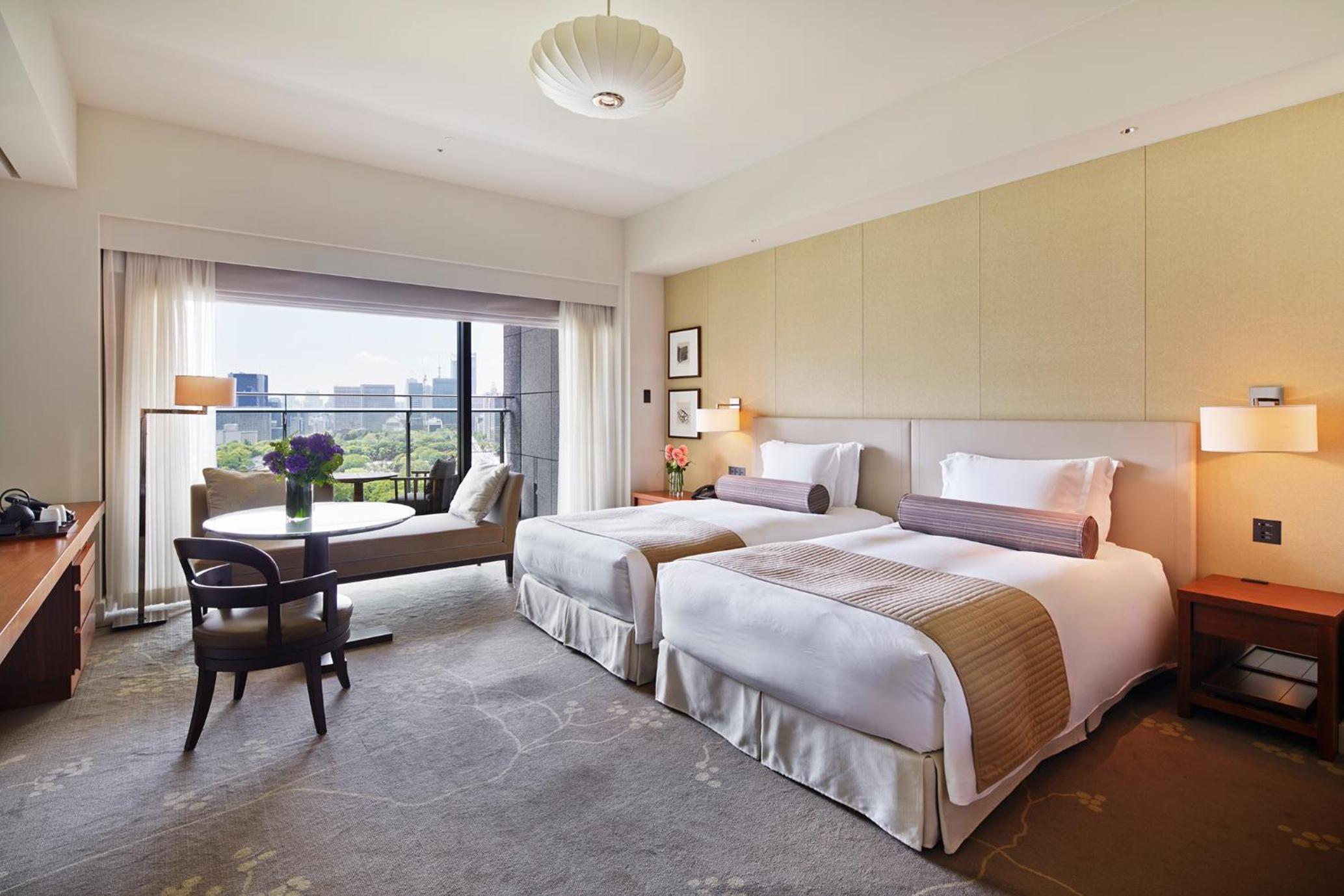 Club Deluxe Twin Room with Extra Bed and Balcony