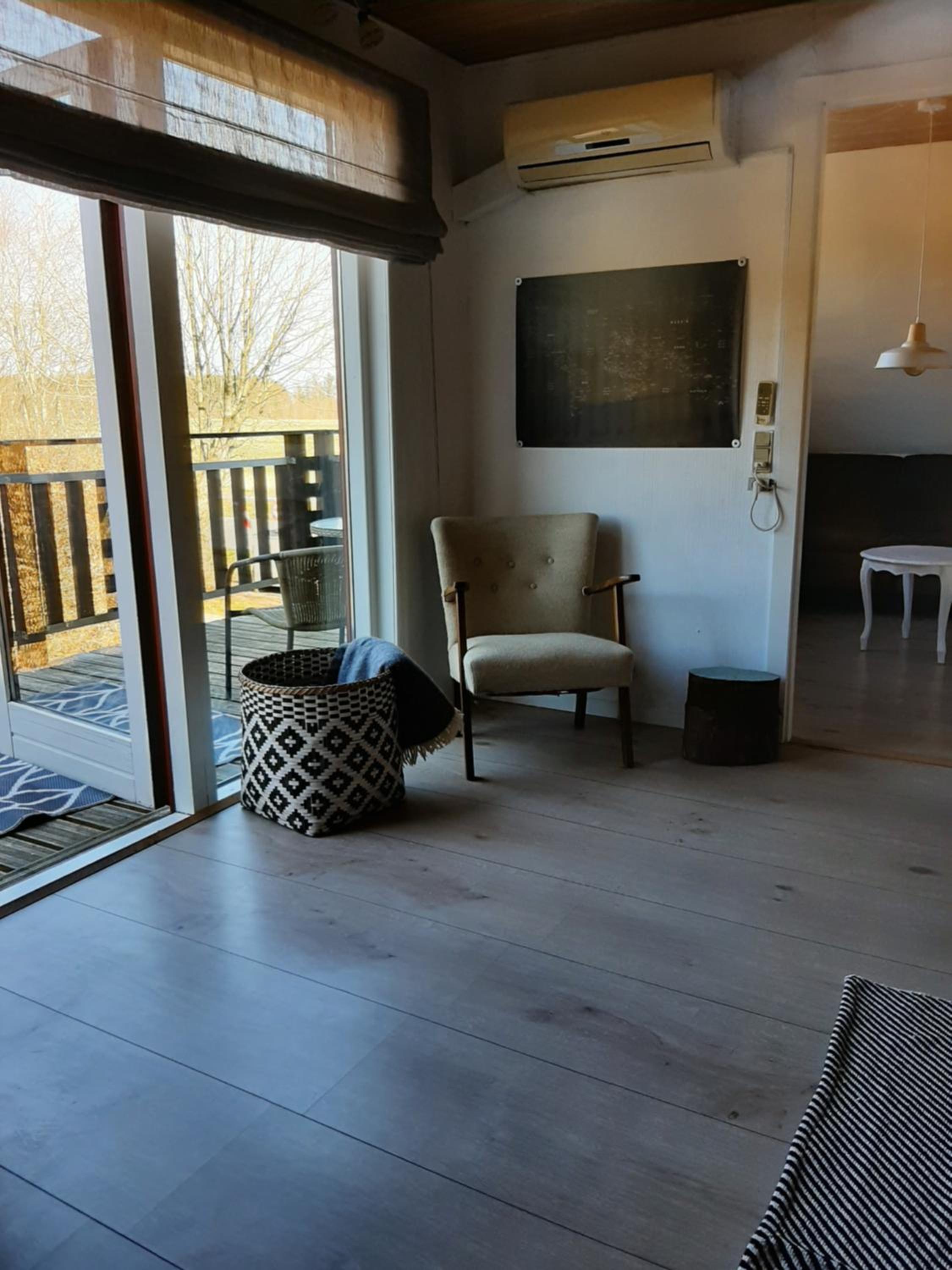 Apartment with Balcony photo 1