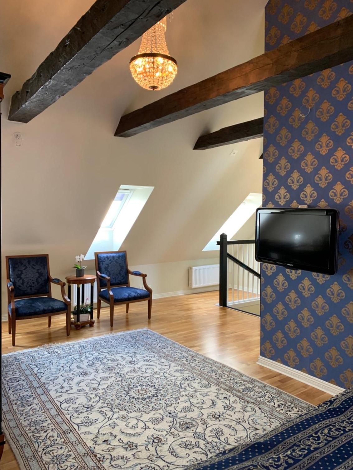 Mini Suite - Photo 2