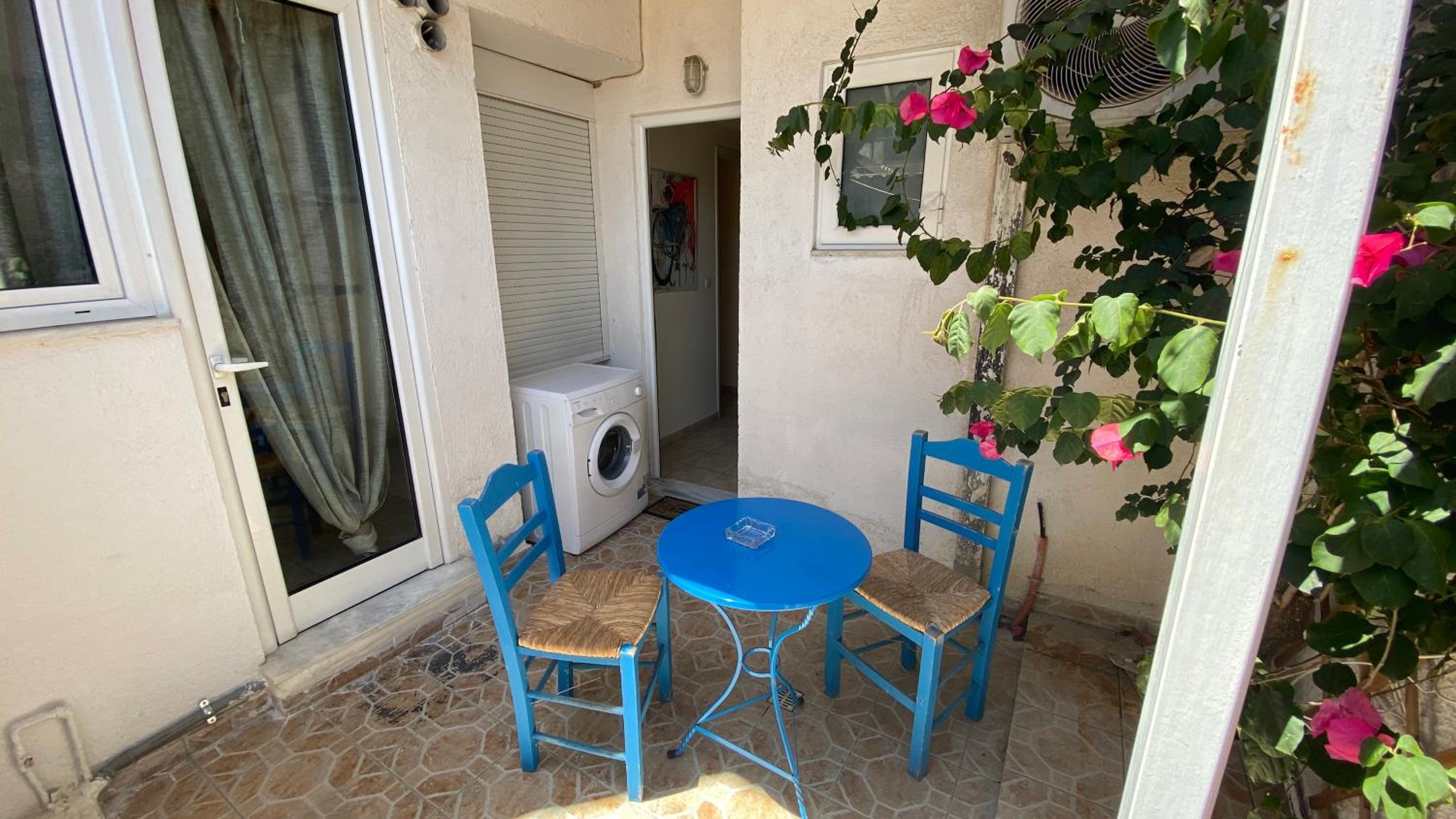 Apartment - Ground Floor - Photo 3