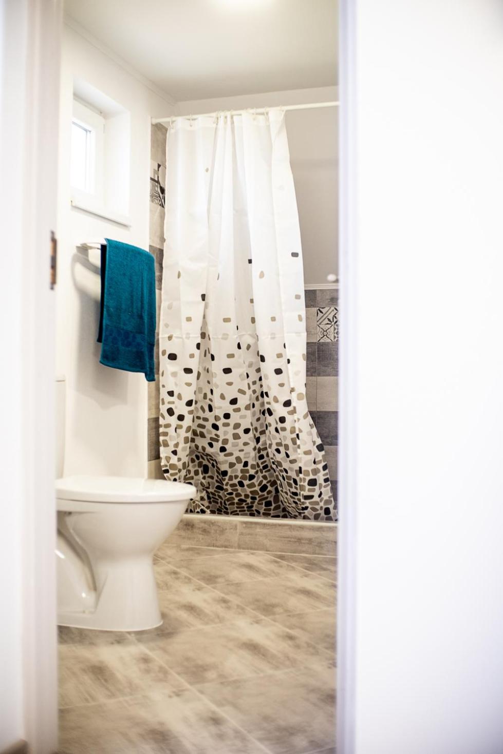 Double Room - Photo 8