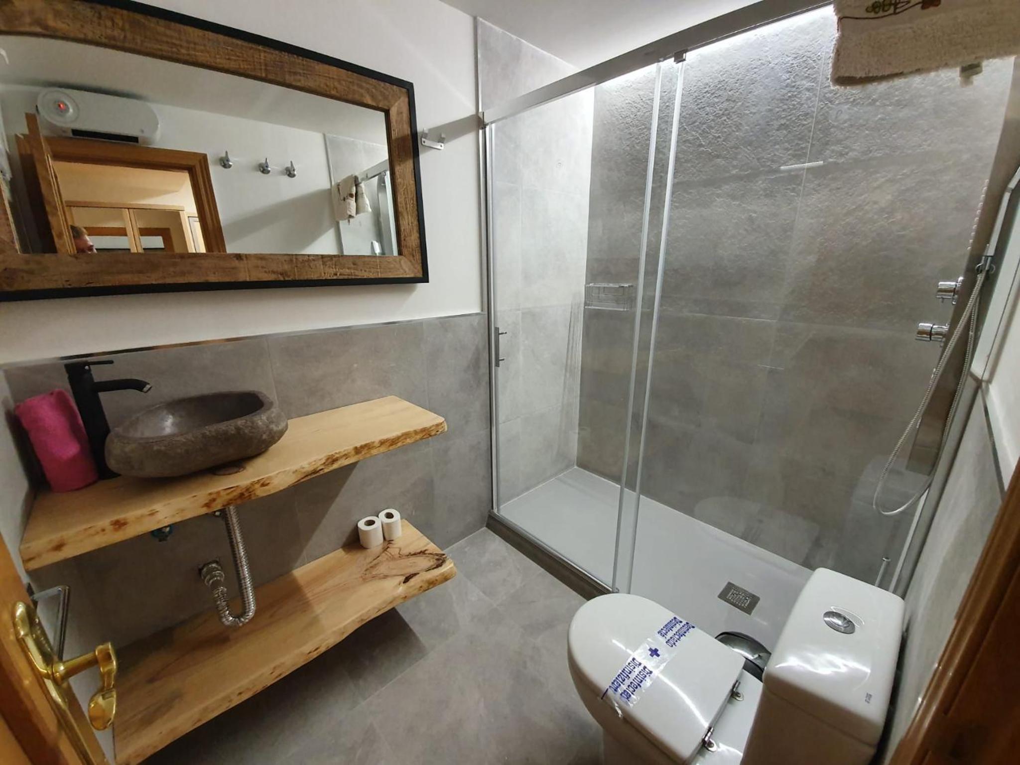 Deluxe Studio - Photo 15