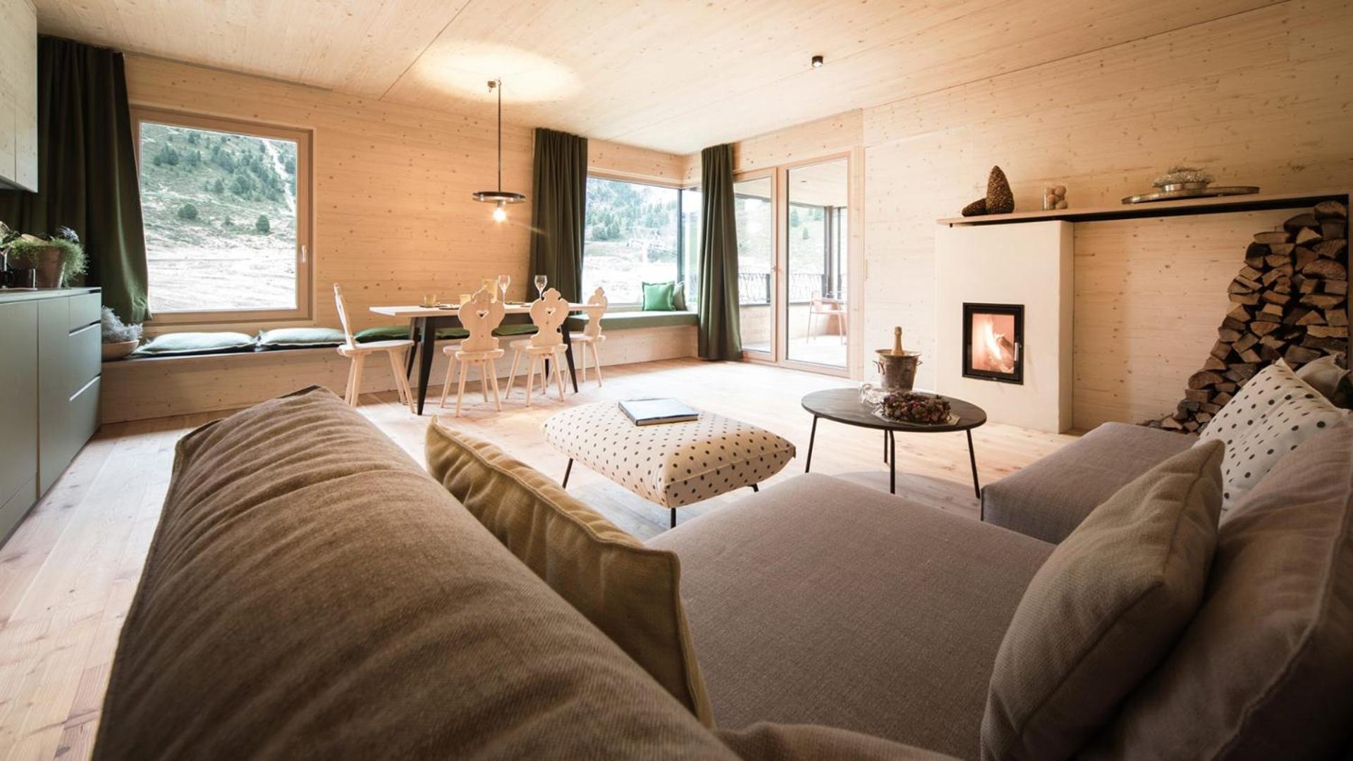 Suite with Mountain View