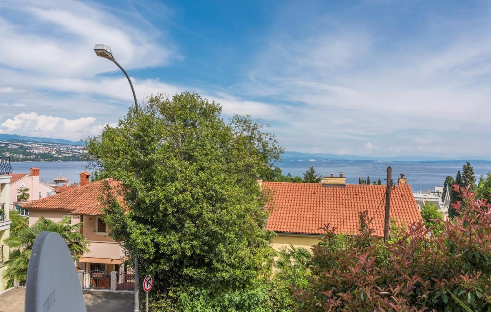 Studio Apartment with Sea View - Photo 4