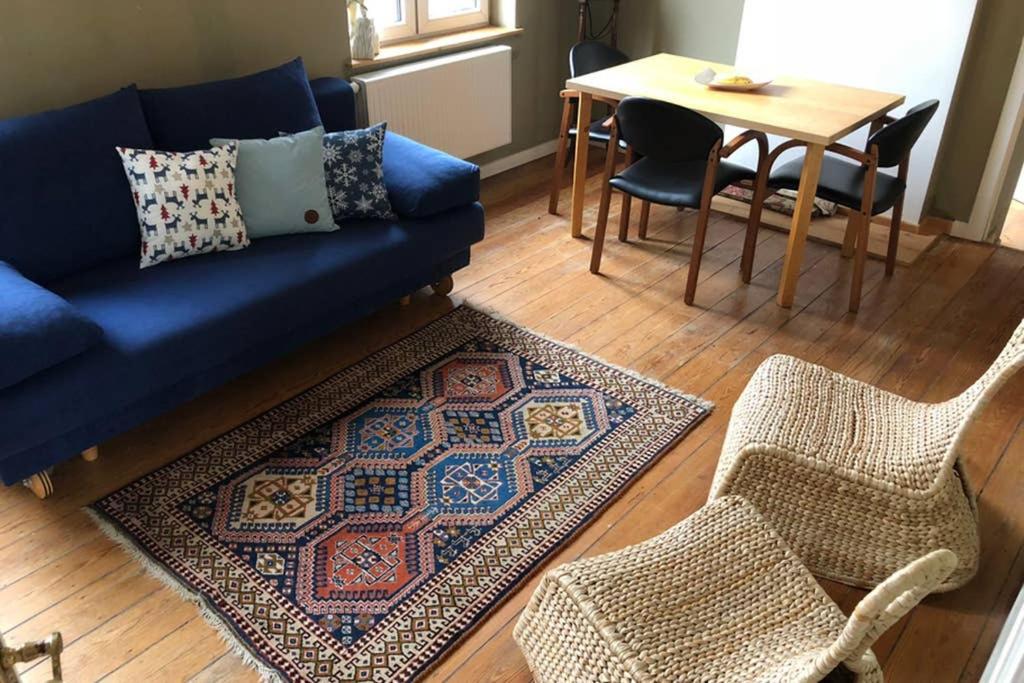 One-Bedroom Apartment - Photo 6