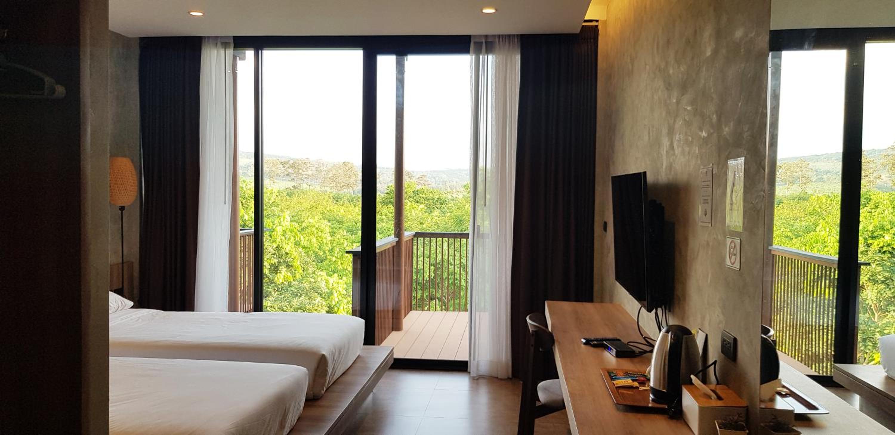 Twin Room with Balcony - Photo 1