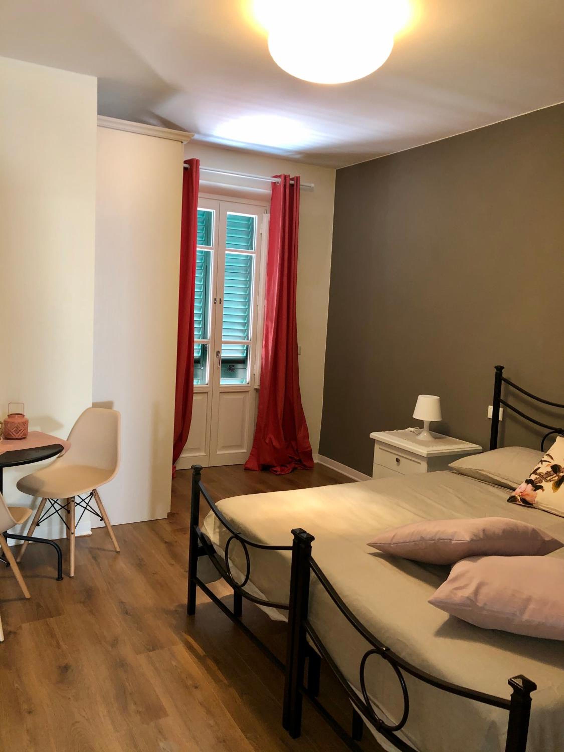 Double or Twin Room with Balcony - Photo 3