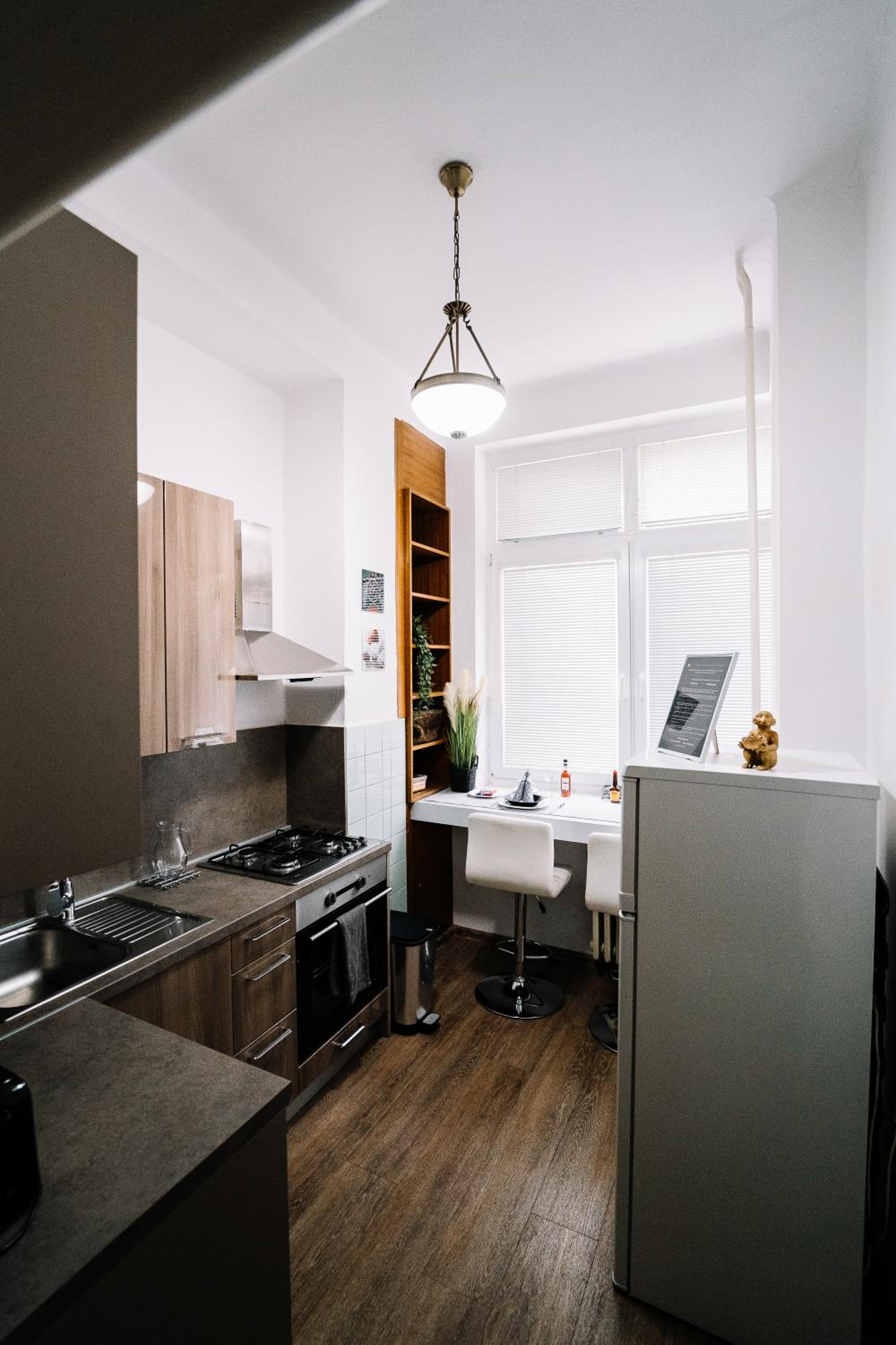 One-Bedroom Apartment - Photo 10
