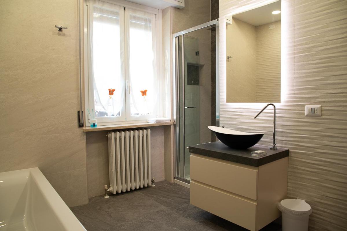 Deluxe Double Room - Photo 8