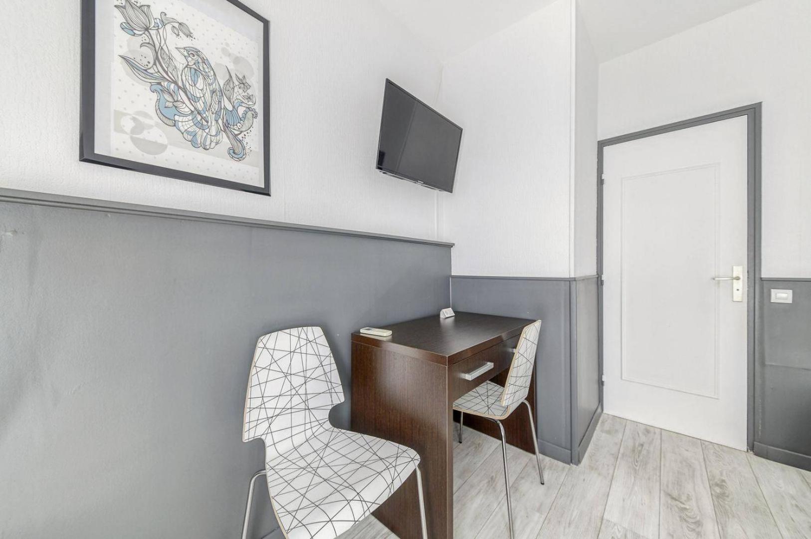 Double Room with Terrace - Photo 4