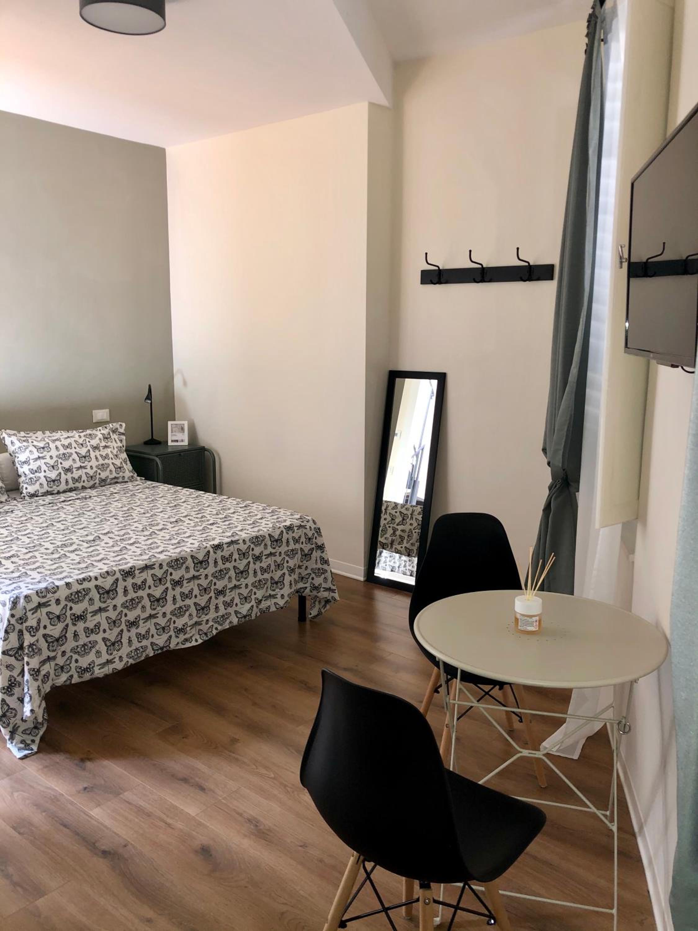 Double Room - Photo 4