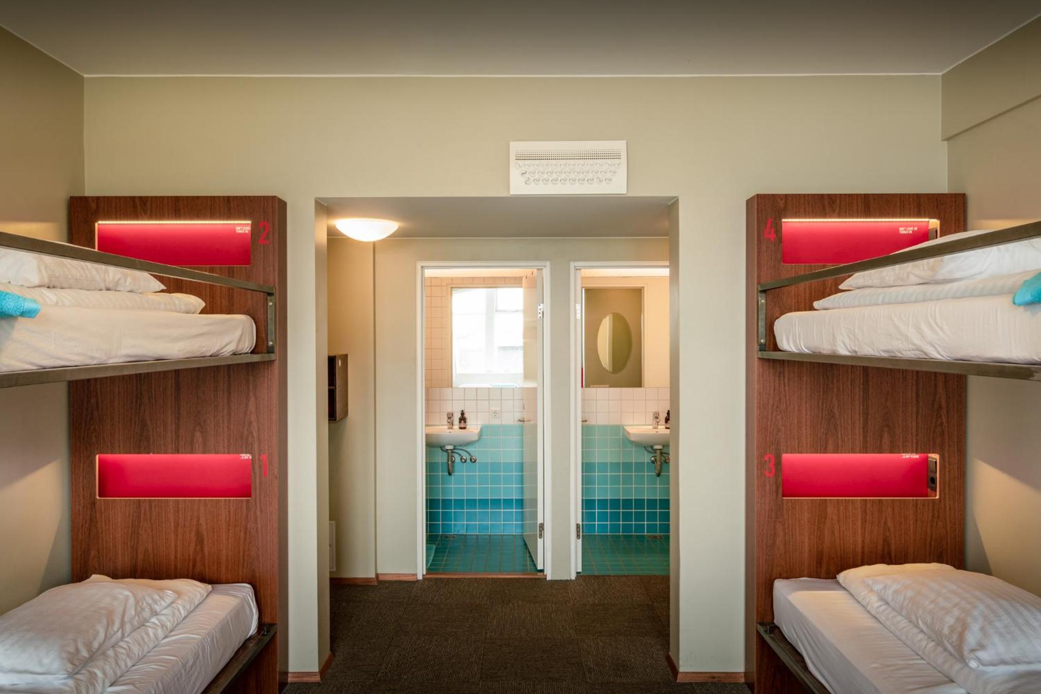 Bed In 8-Bed Mixed Dormitory Room photo 1