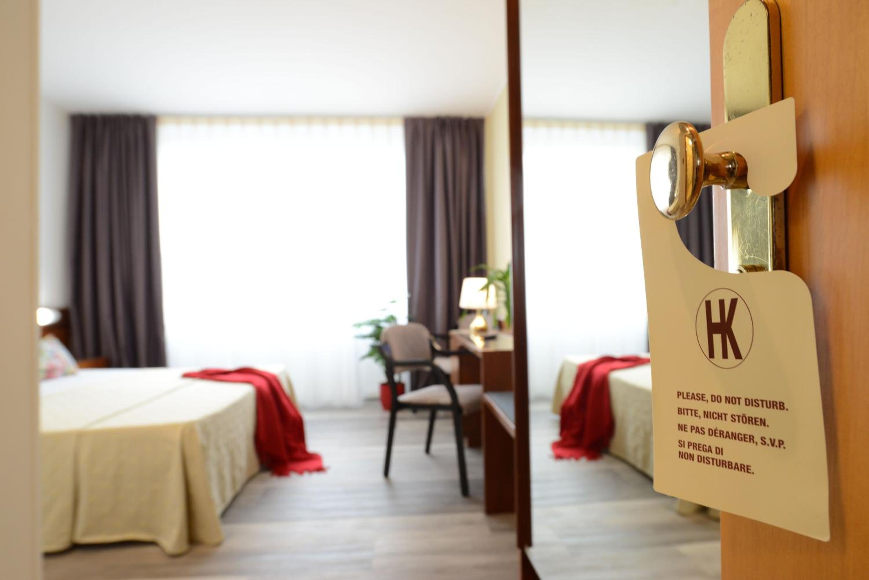 Double or Twin Room - Gardaland Package