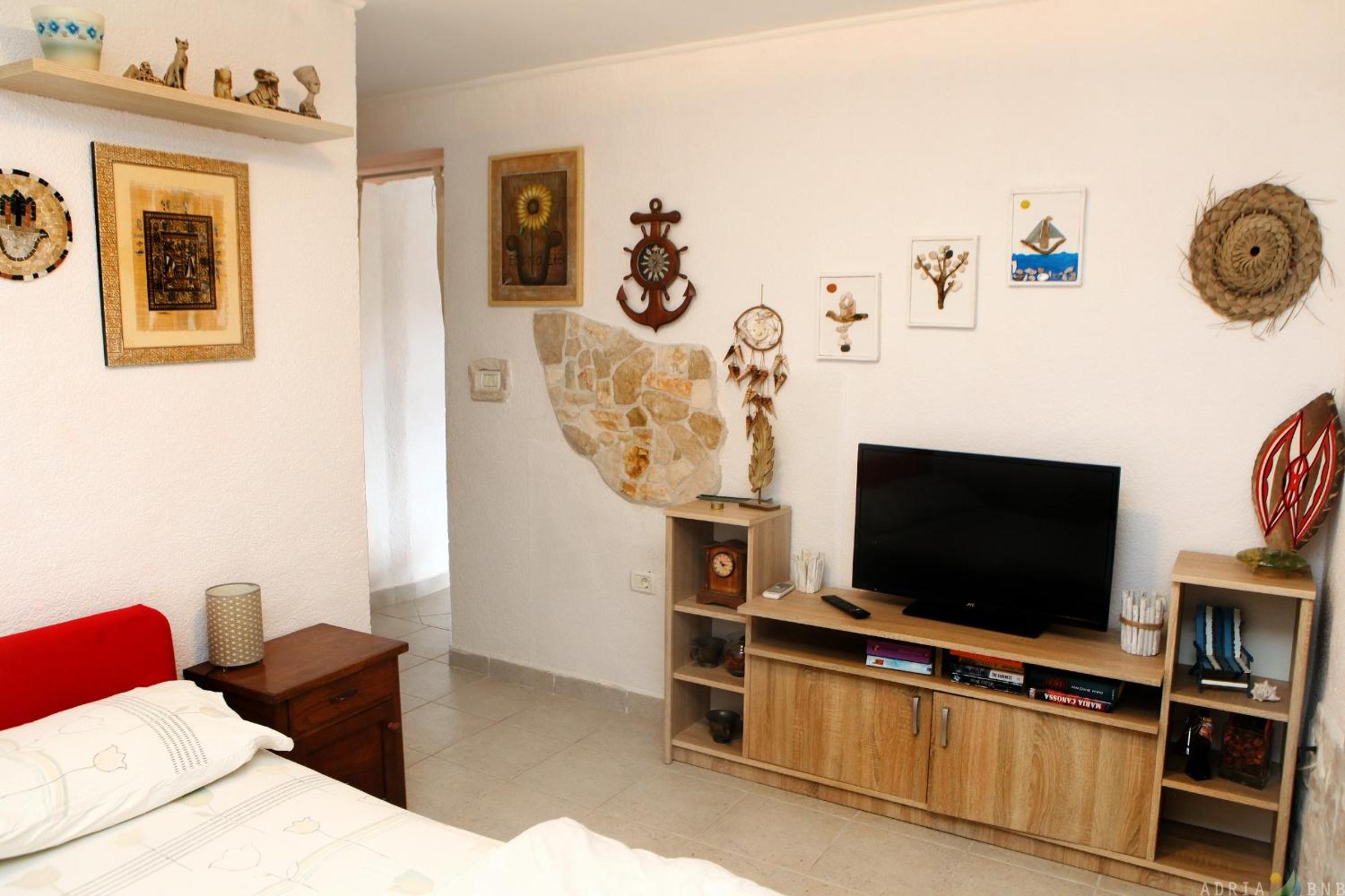 One-Bedroom Apartment with Sea View