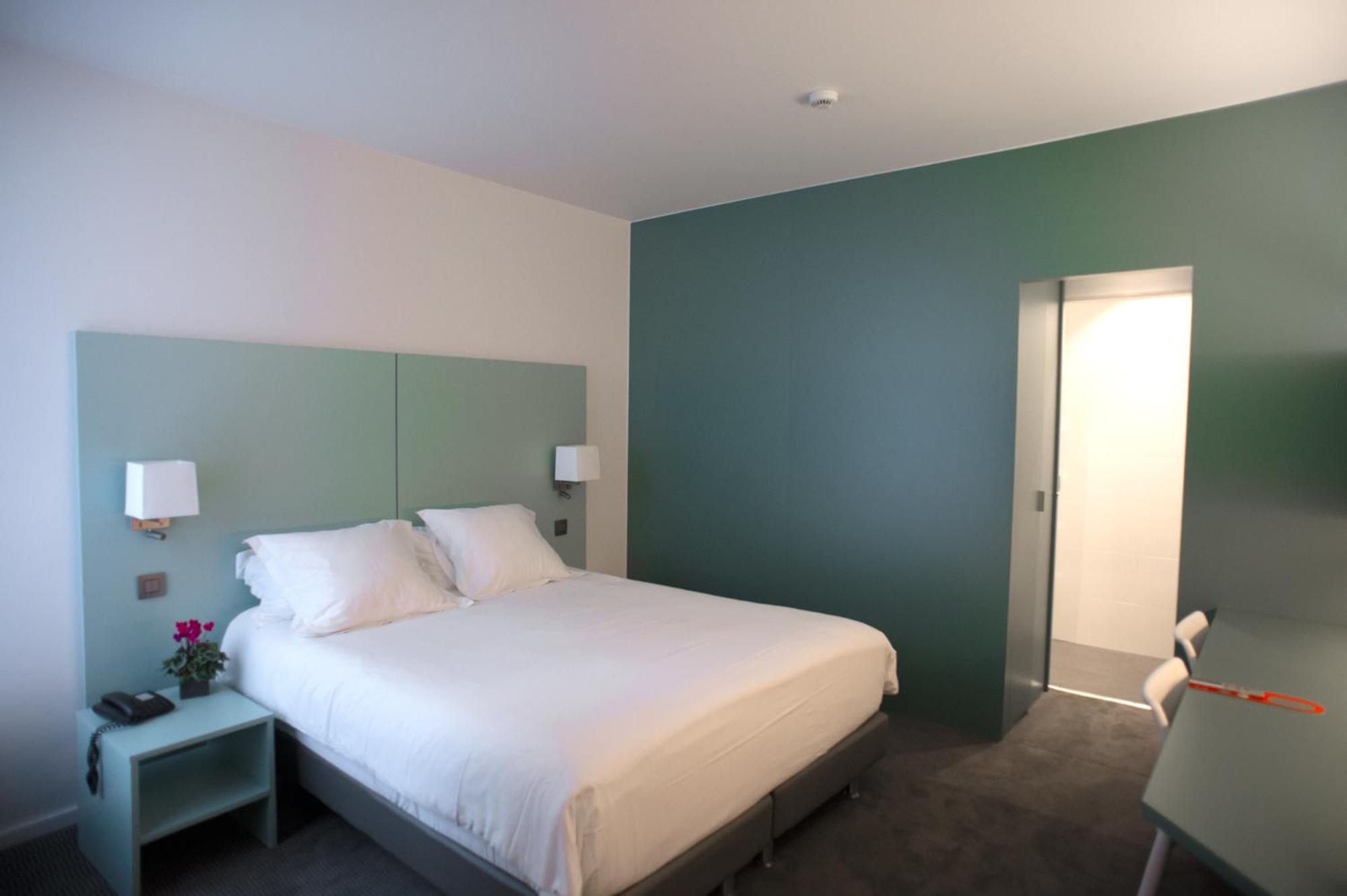 Double Room - Photo 4