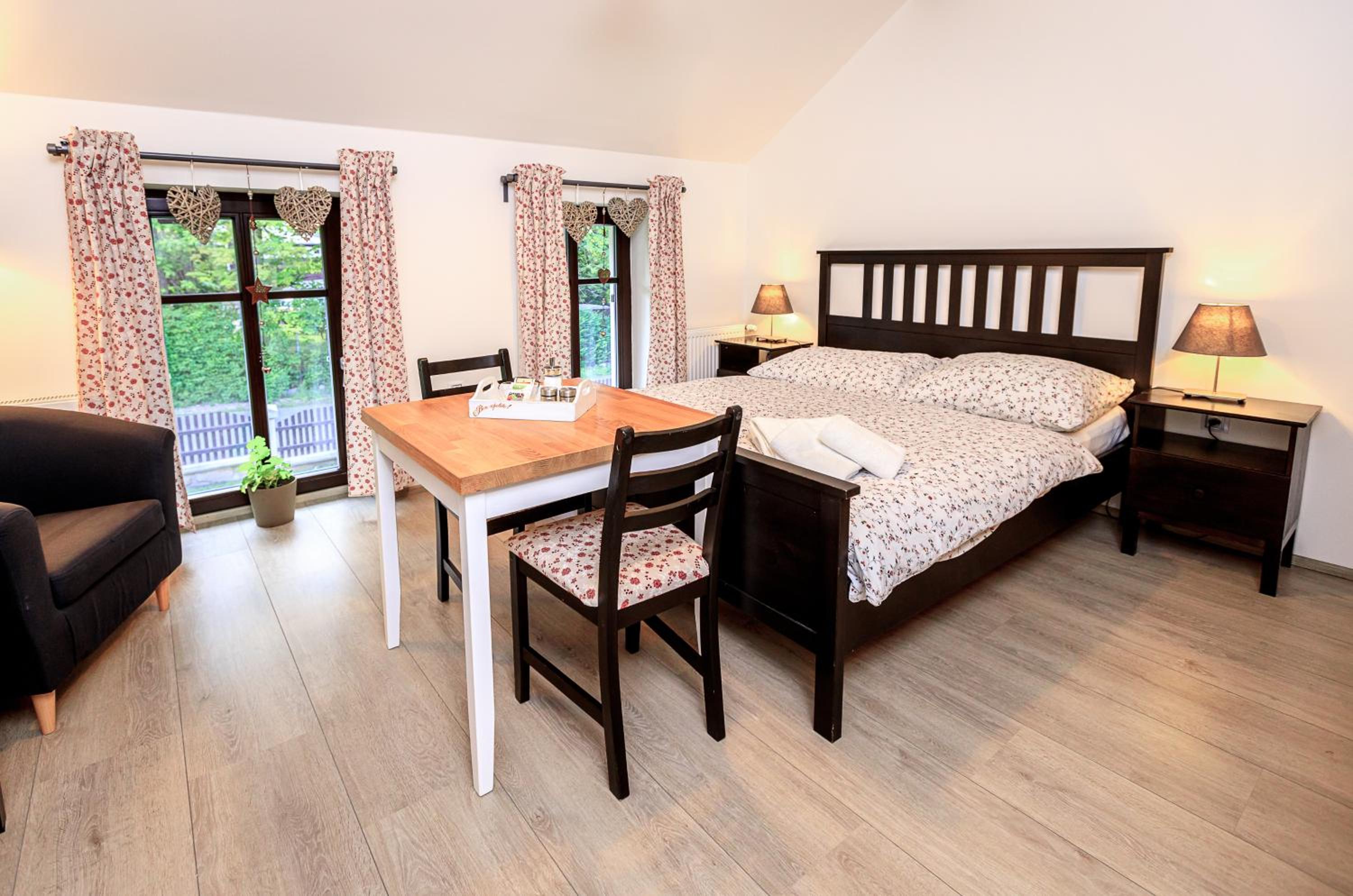 Studio Apartment photo 1