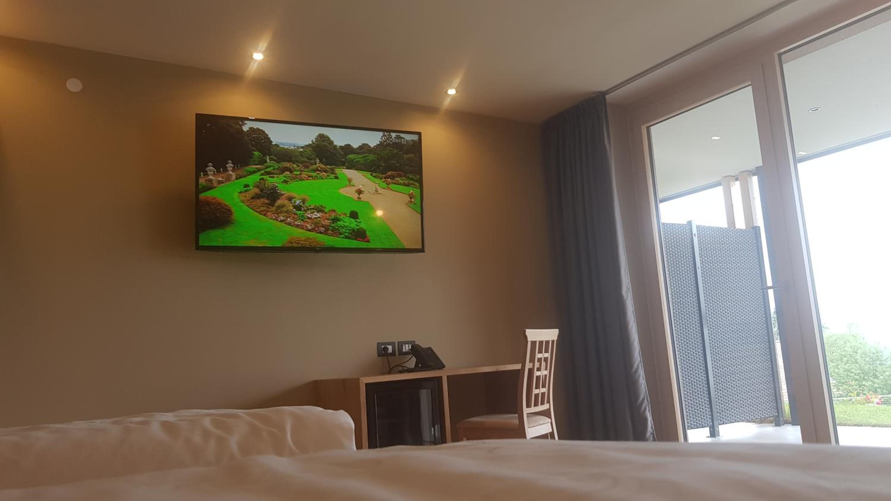 Double Room with Panoramic View - Photo 2