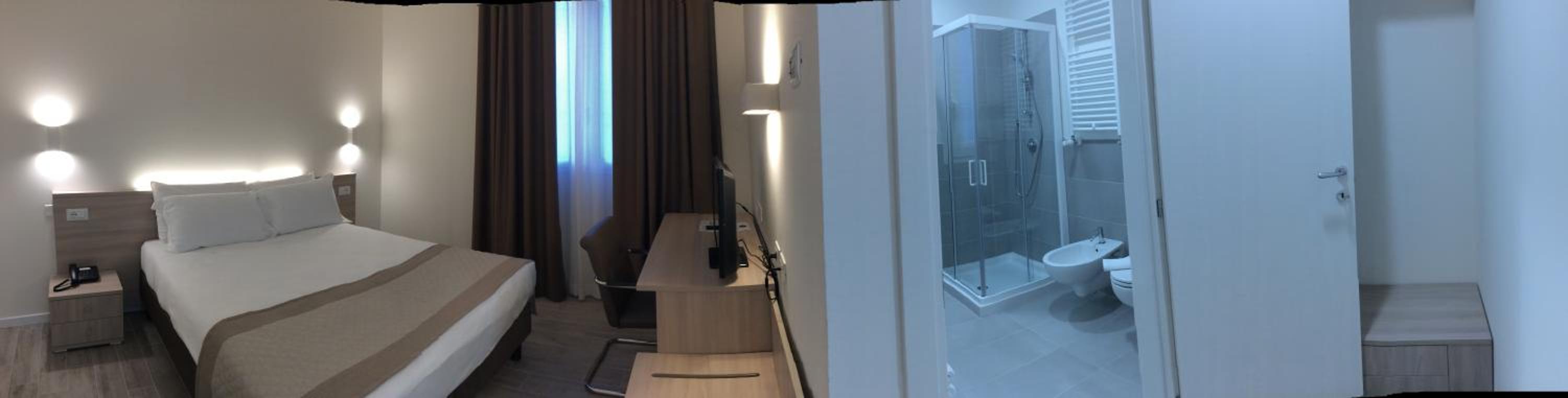 Superior Double or Twin Room - Photo 7