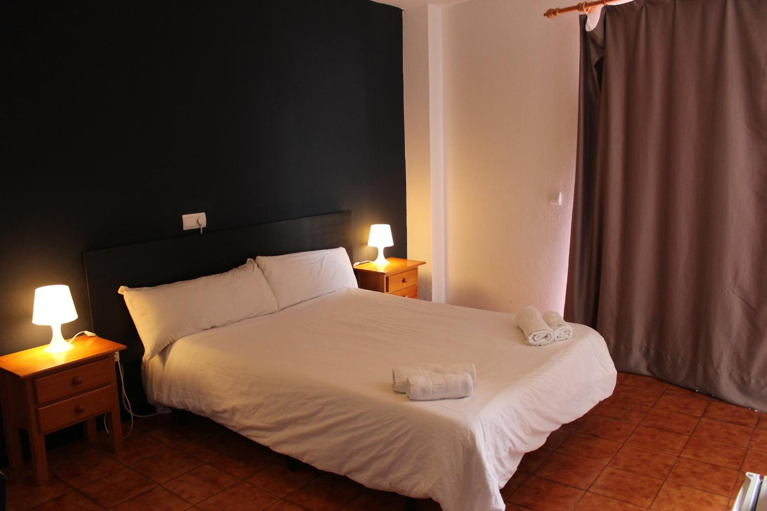 Double or Twin Room with Balcony photo 3