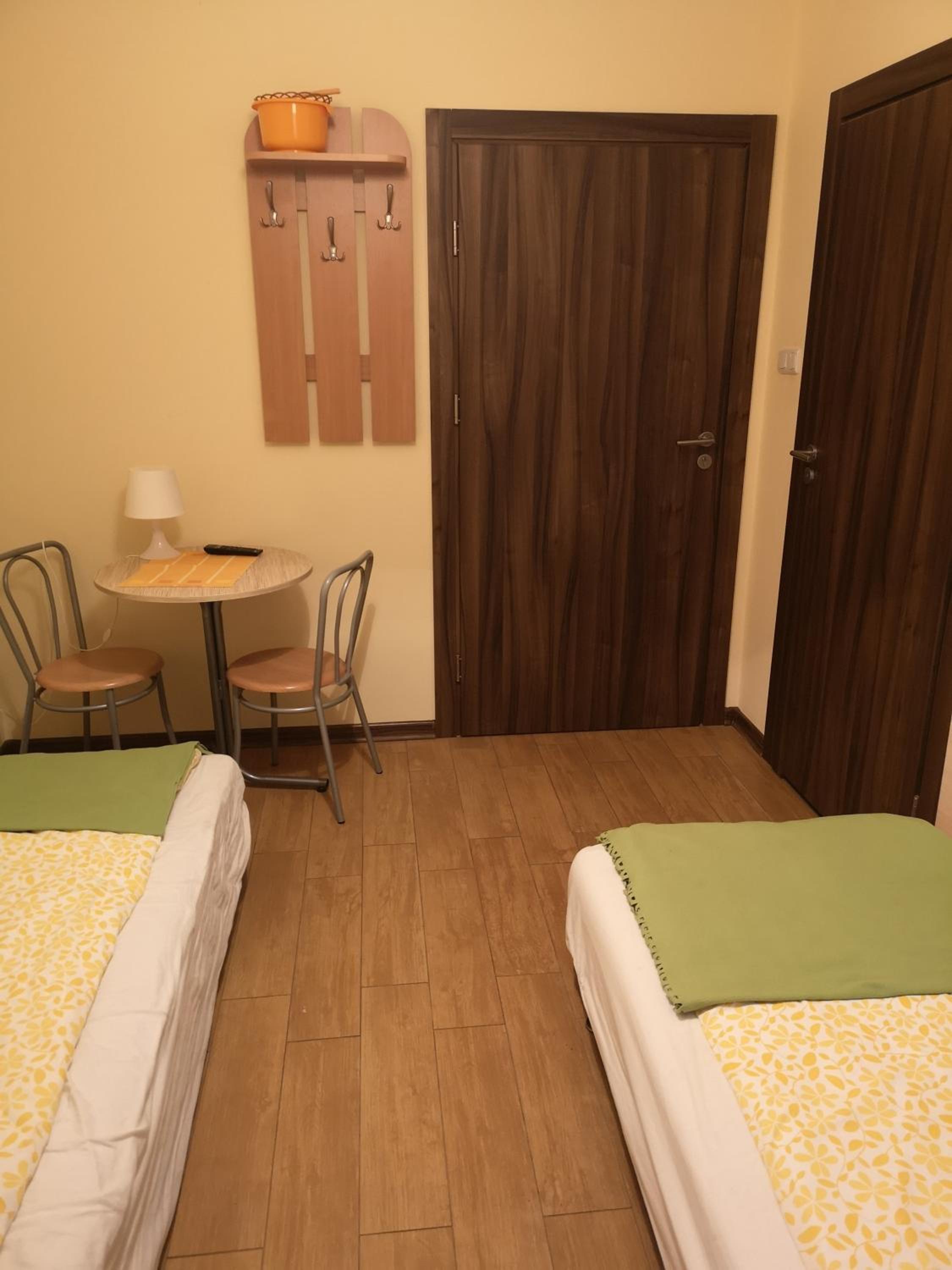 Double or Twin Room with Private Bathroom photo 3