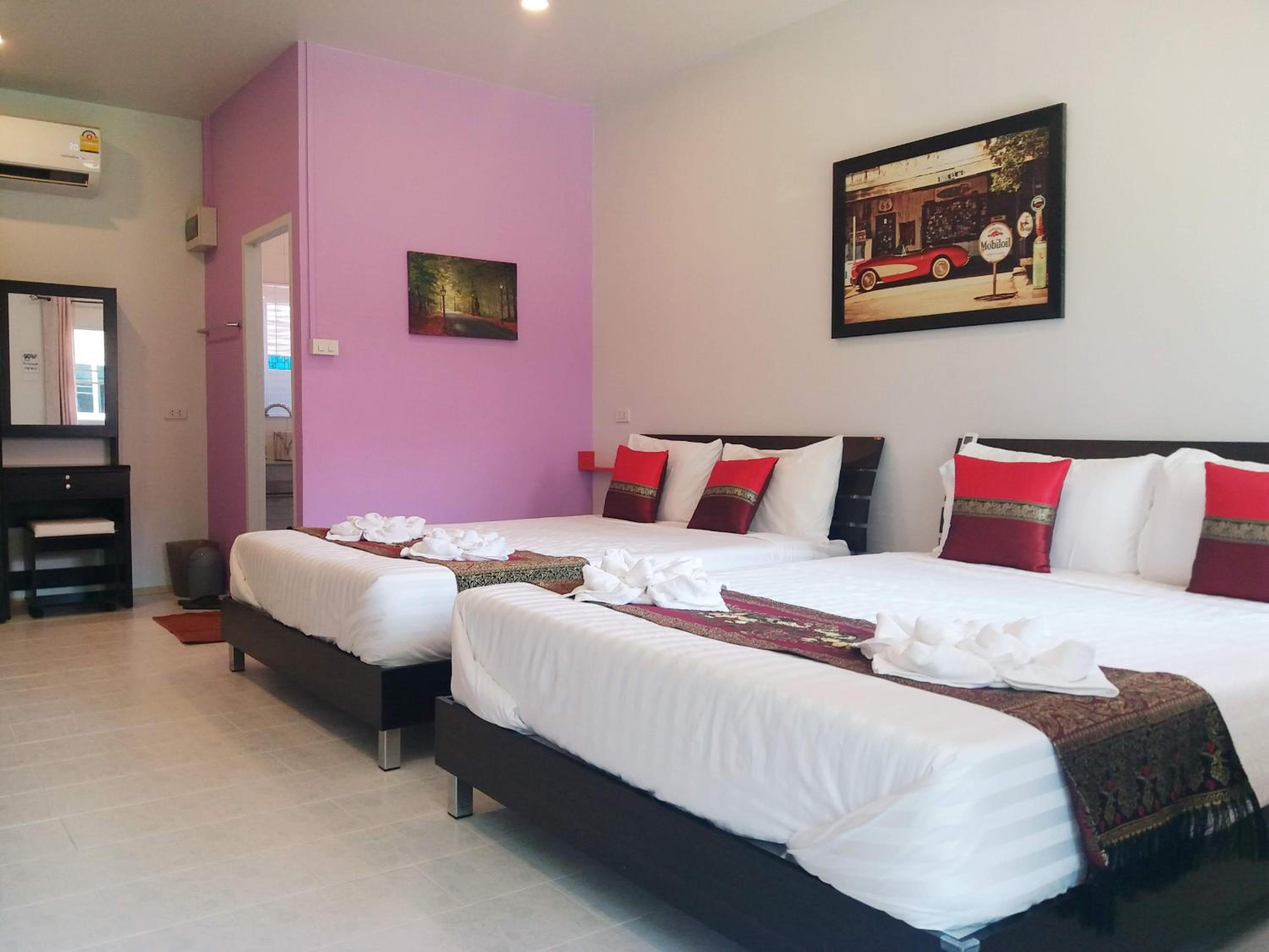 Quadruple Room with Garden View